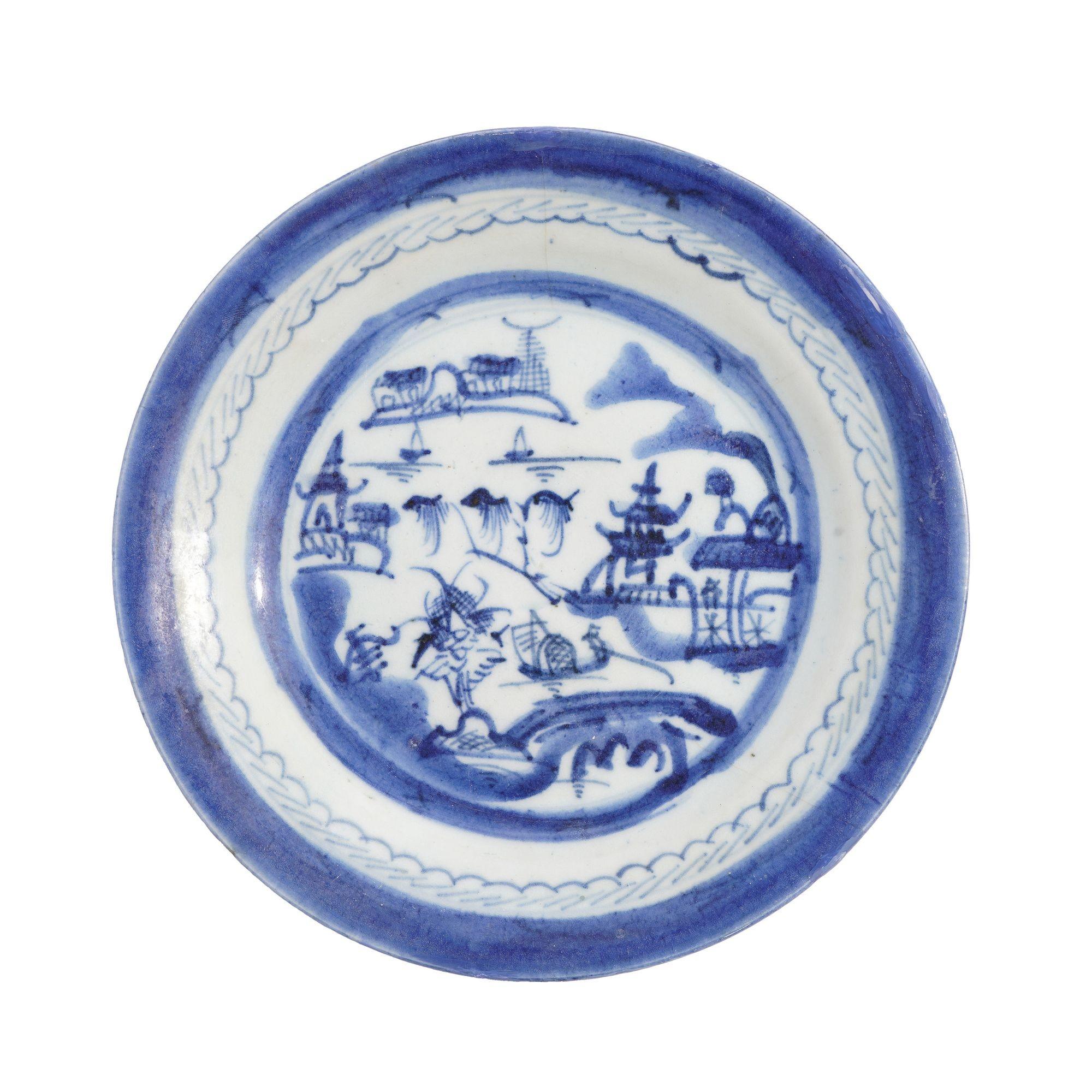 XIX secolo Set di 4 piatti da tè cinesi con motivo Canton, 1850-75 ca. in vendita