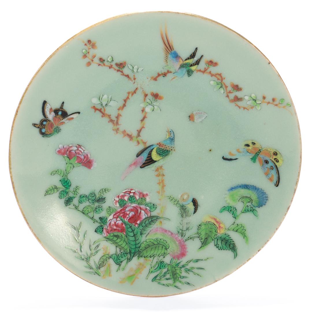 20th Century Set of 4 Chinese Export Porcelain Celadon Plates For Sale