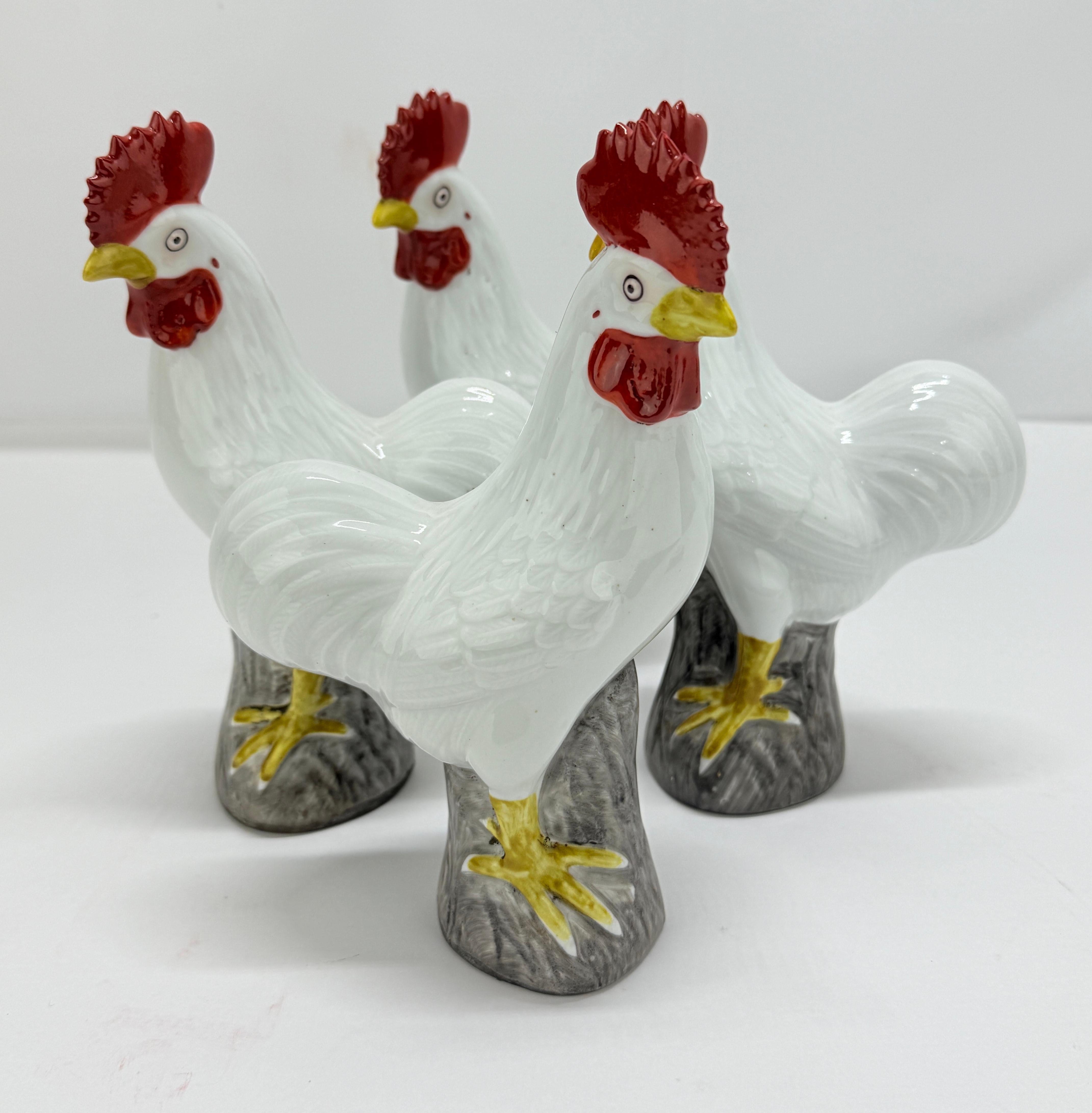 Set of 4, Chinese Export Style Porcelain Rooster Figures, Mid-20th C For Sale 4