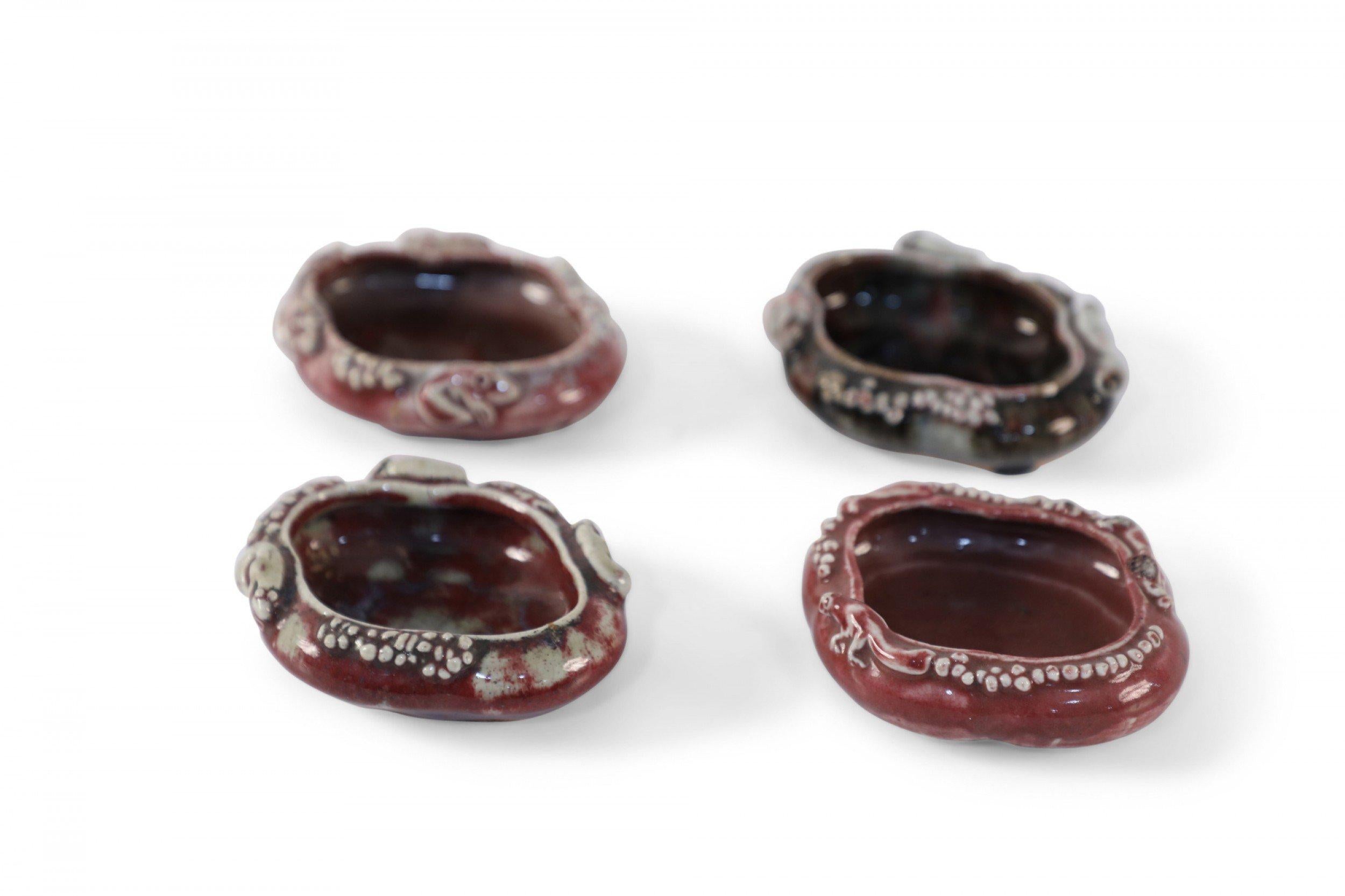 20th Century Set of 4 Chinese Red Porcelain Catchalls For Sale