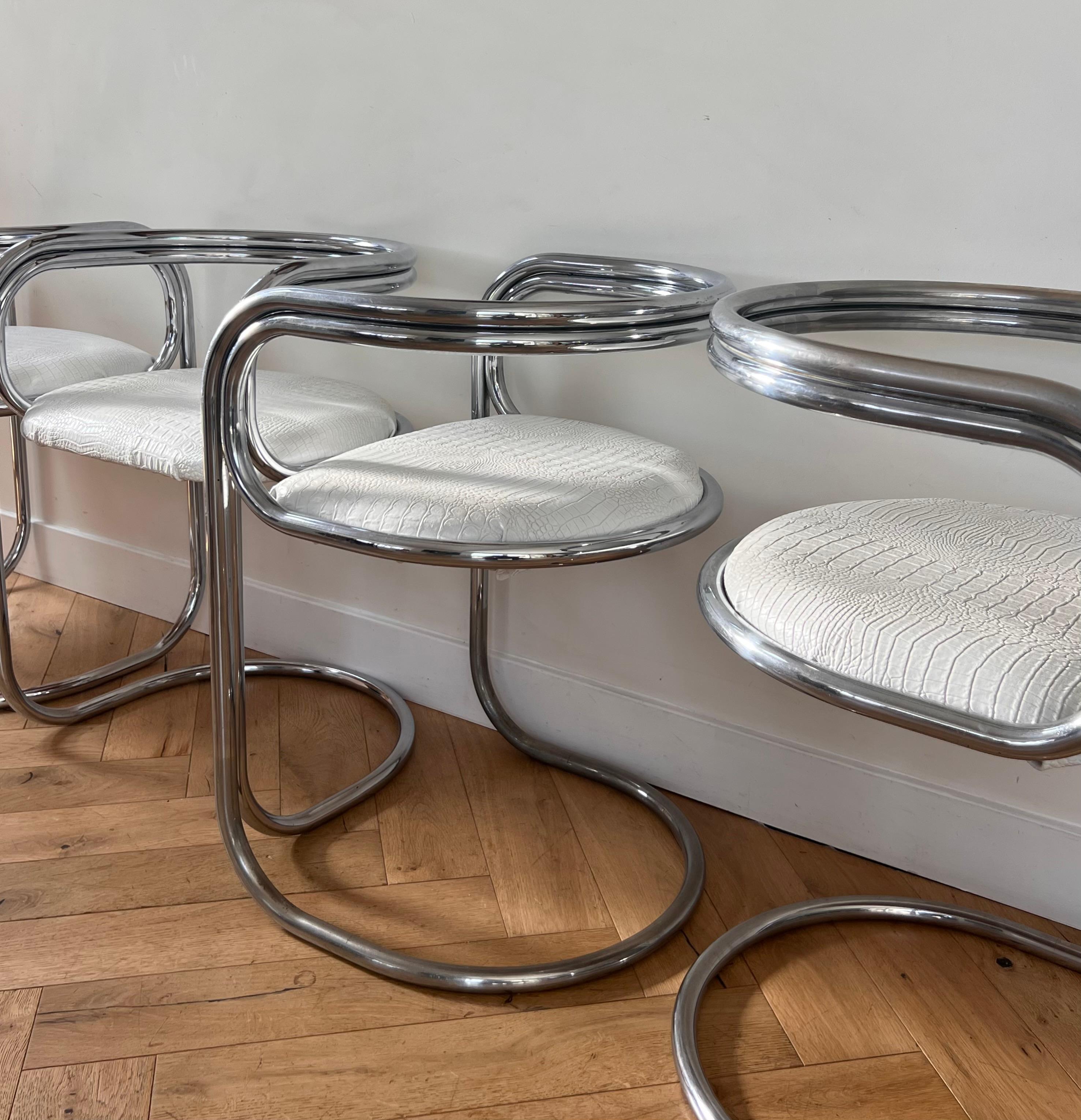 European Set of 4 Chrome Cantilever Chairs by Peter Wigglesworth for Plush, 1970