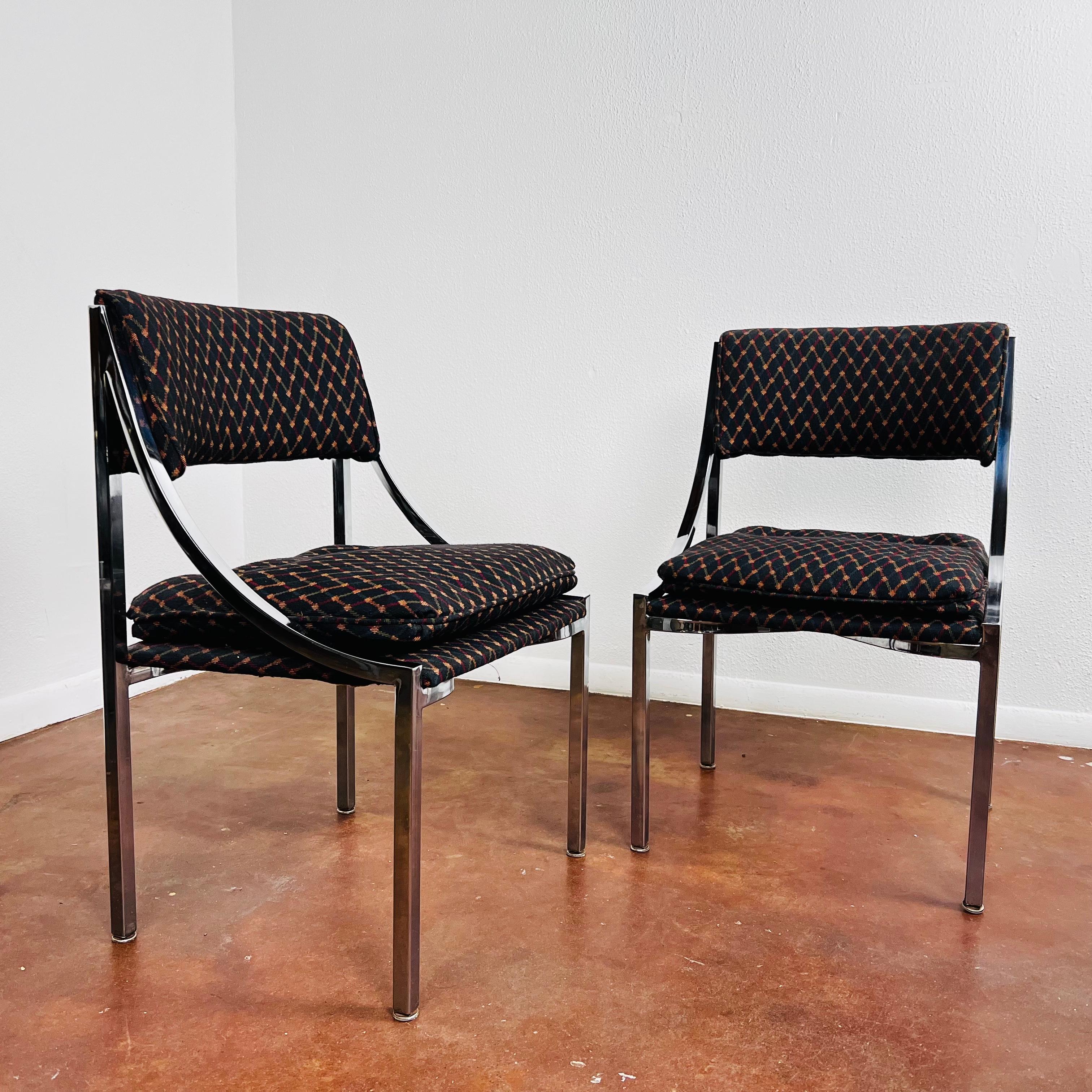 Mid-Century Modern Ensemble de 4 chaises de salle à manger chromées de Wolfgang Hoffmann pour Howell Co. en vente