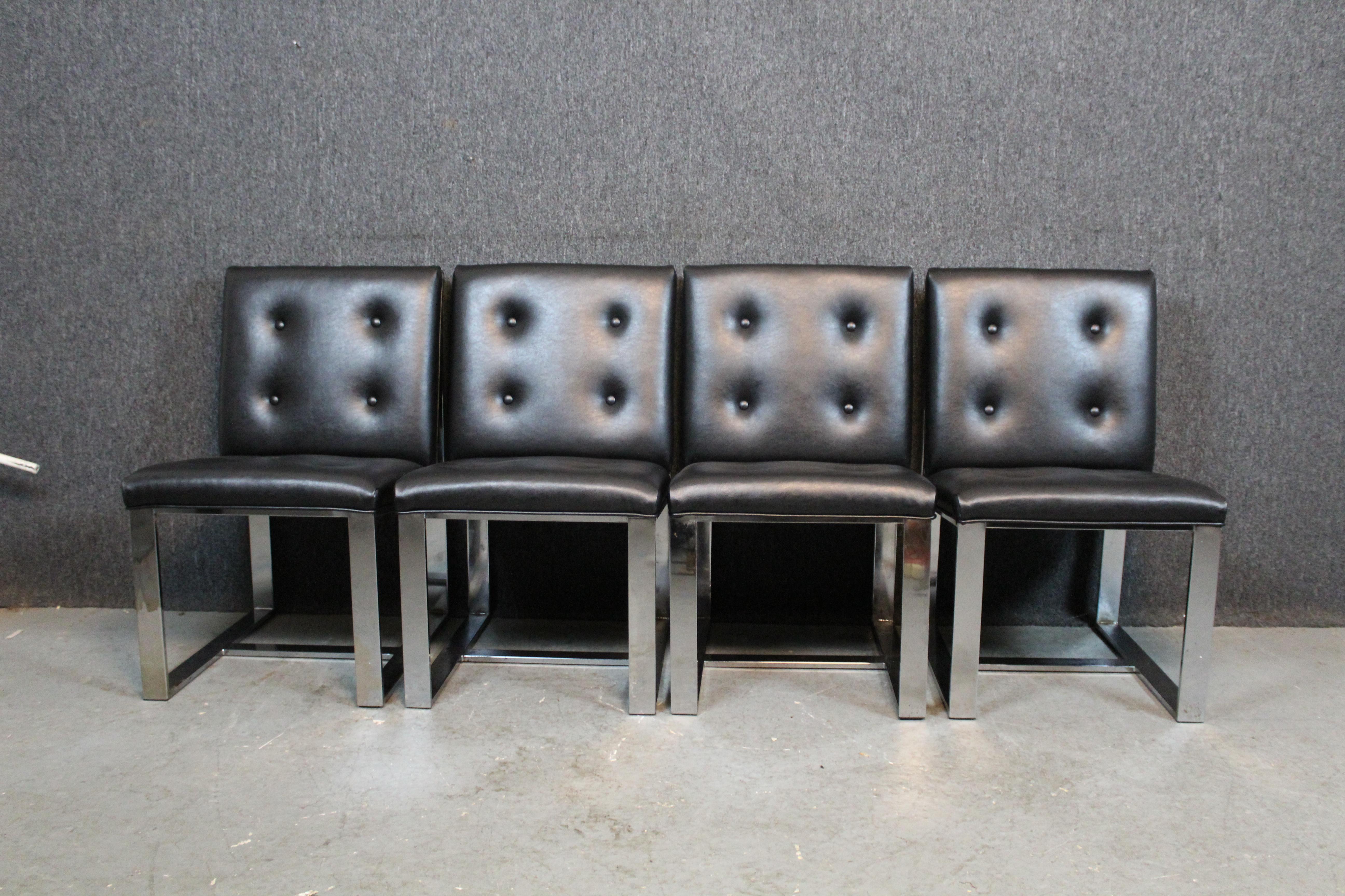 Soudé Ensemble de 4 chaises de bar plates chromées de Milo Baughman pour Thayer Coggin en vente