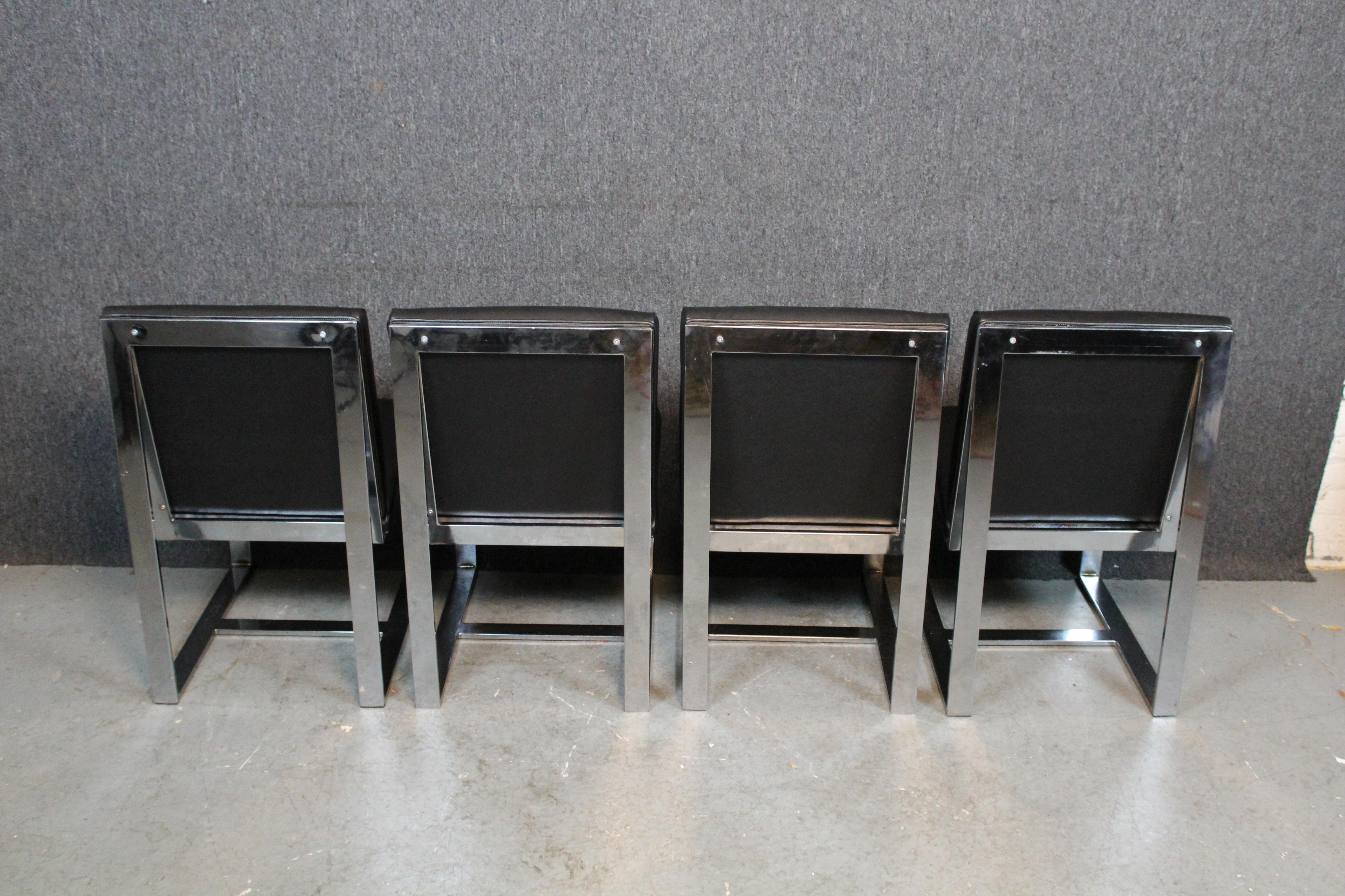 Set of 4 Chrome Flat Bar Dining Chairs by Milo Baughman for Thayer Coggin In Good Condition For Sale In Brooklyn, NY