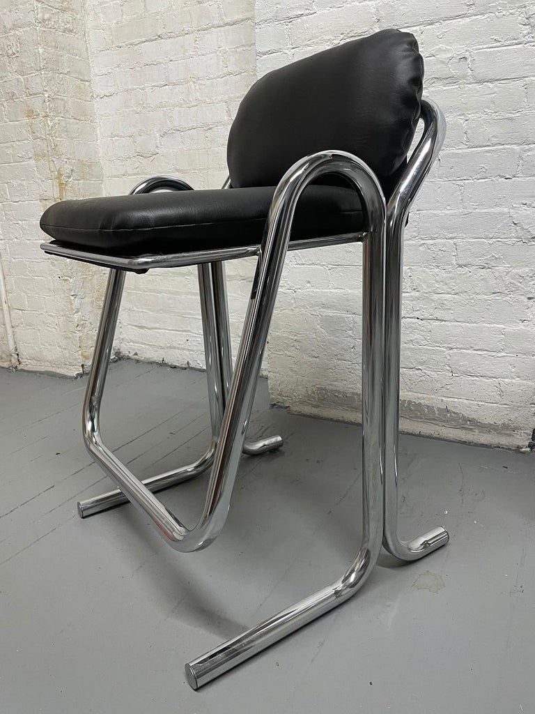 Set of 4 Chrome Stools by Jerry Johnson In Good Condition For Sale In New York, NY