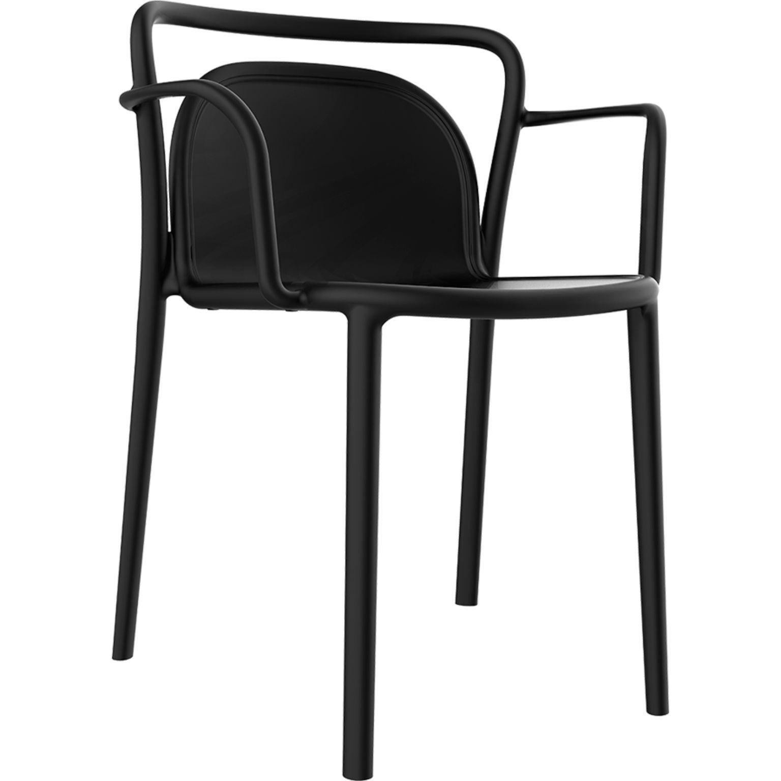 Set of 4 classe black chairs by MOWEE
Dimensions: D52 x W52 x H77 cm (Seat Height 45 cm)
Material: Polypropylene resin with fiberglass.
Weight: 4.6 kg
Also available in different colors. An optional cushion can be added. 

Classe is a chair