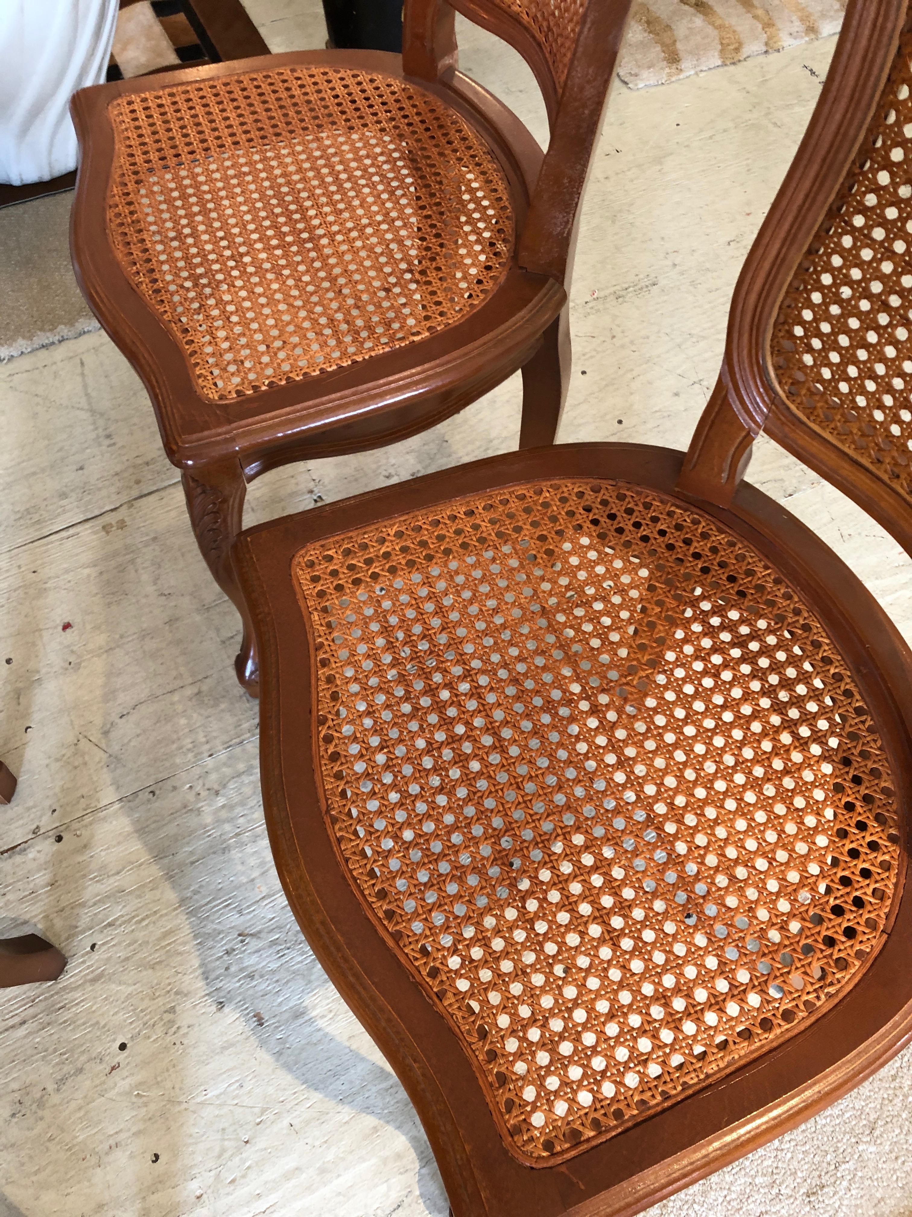 Set of 4 Classic French Style Caned and Wood Side Dining Chairs In Good Condition In Hopewell, NJ
