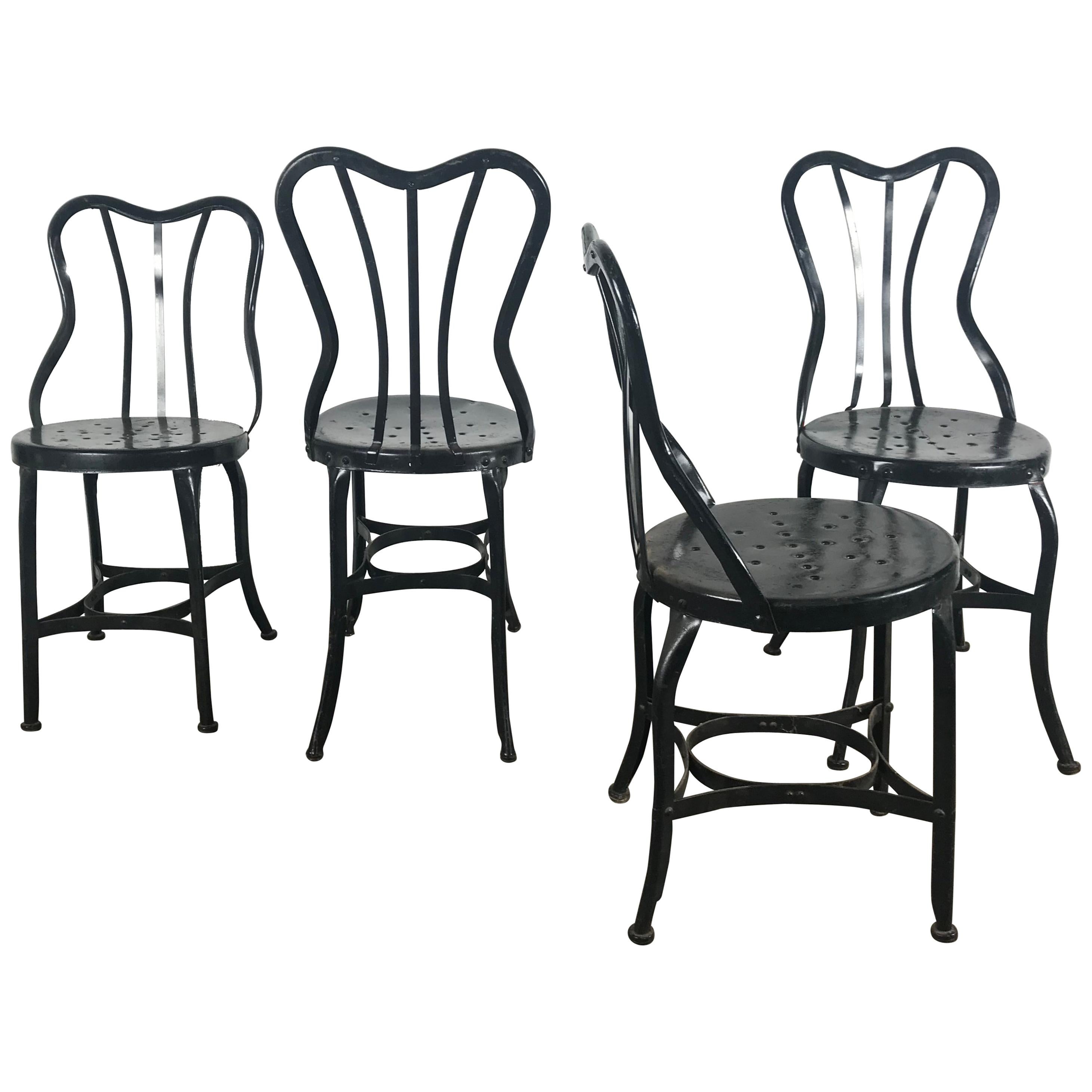 Ensemble de 4 chaises d'appoint classiques en métal industriel par Ohio Steel