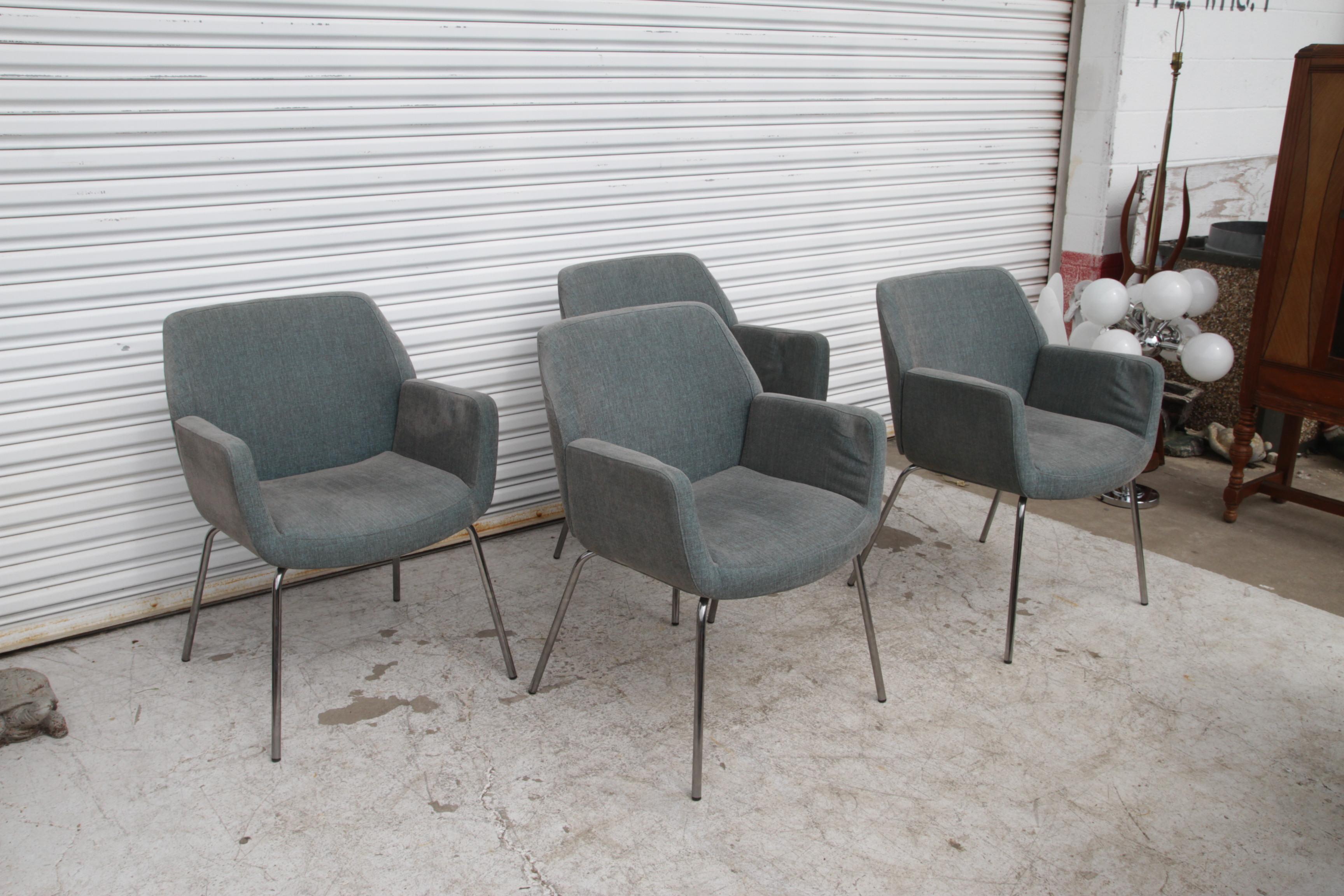 Ensemble de 4 chaises d'invité Coalesse Bindu à dossier bas en vente 6