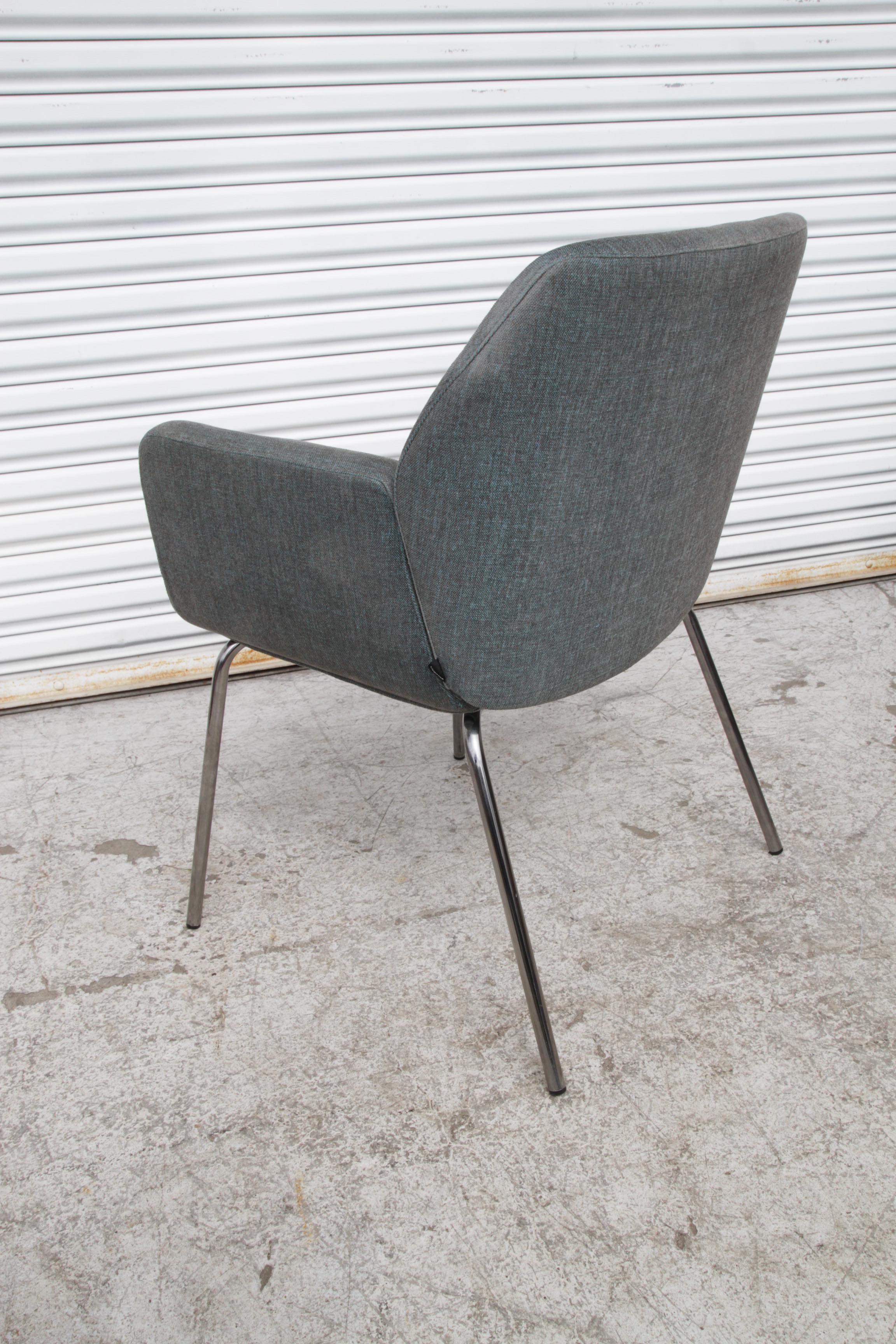 Aluminium Ensemble de 4 chaises d'invité Coalesse Bindu à dossier bas en vente