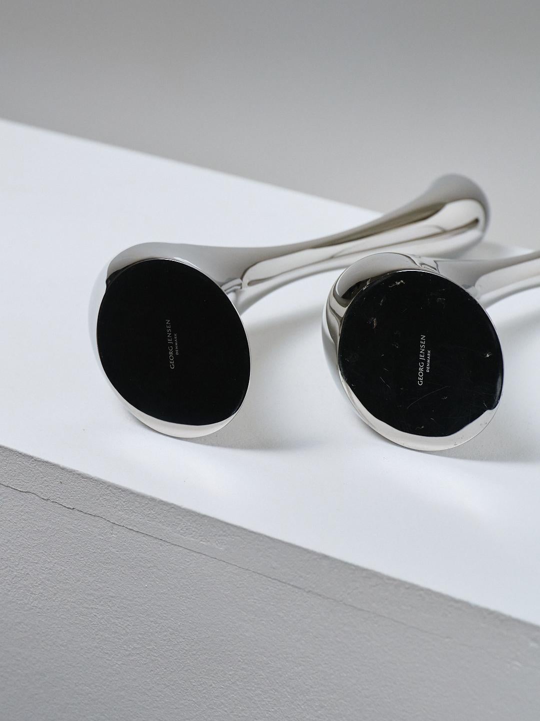 Set of 4 Cobra metal candleholders, Georg Jensen, 2000s In Good Condition For Sale In PARIS, FR