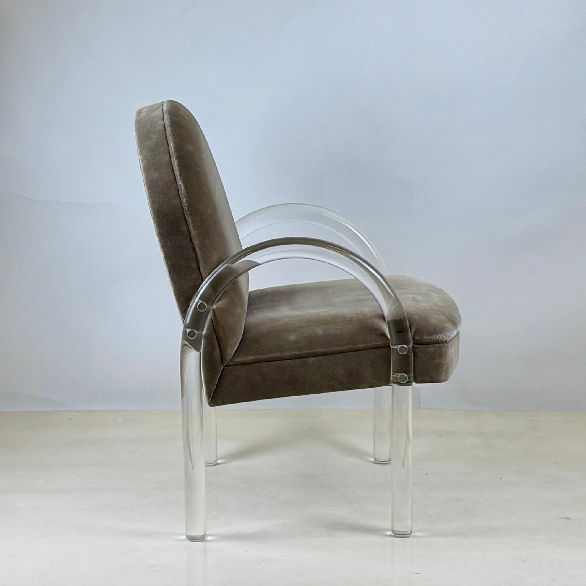 American Set of 4 Comfortable Lucite Game Table Chairs by Leon Rosen for Pace Collection For Sale