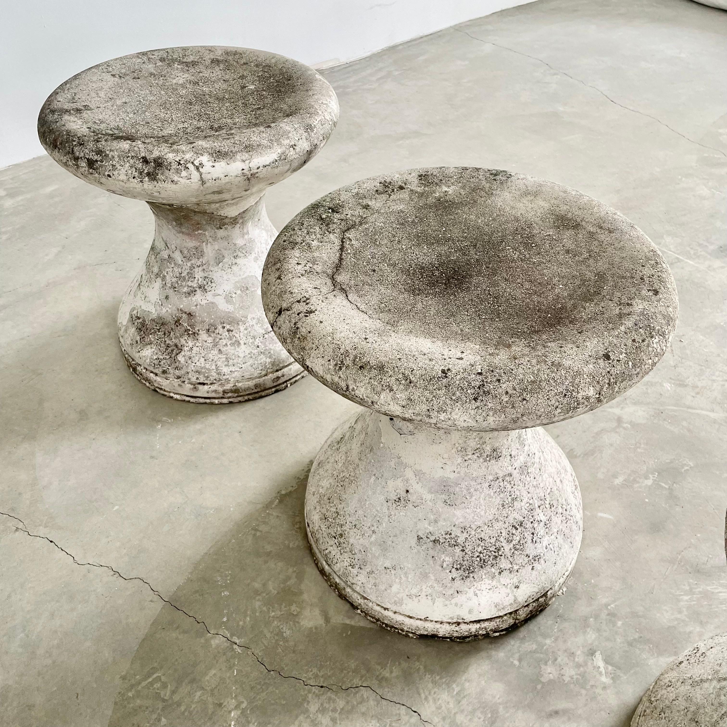 Set of 4 Concrete Stools, 1970s France For Sale 8