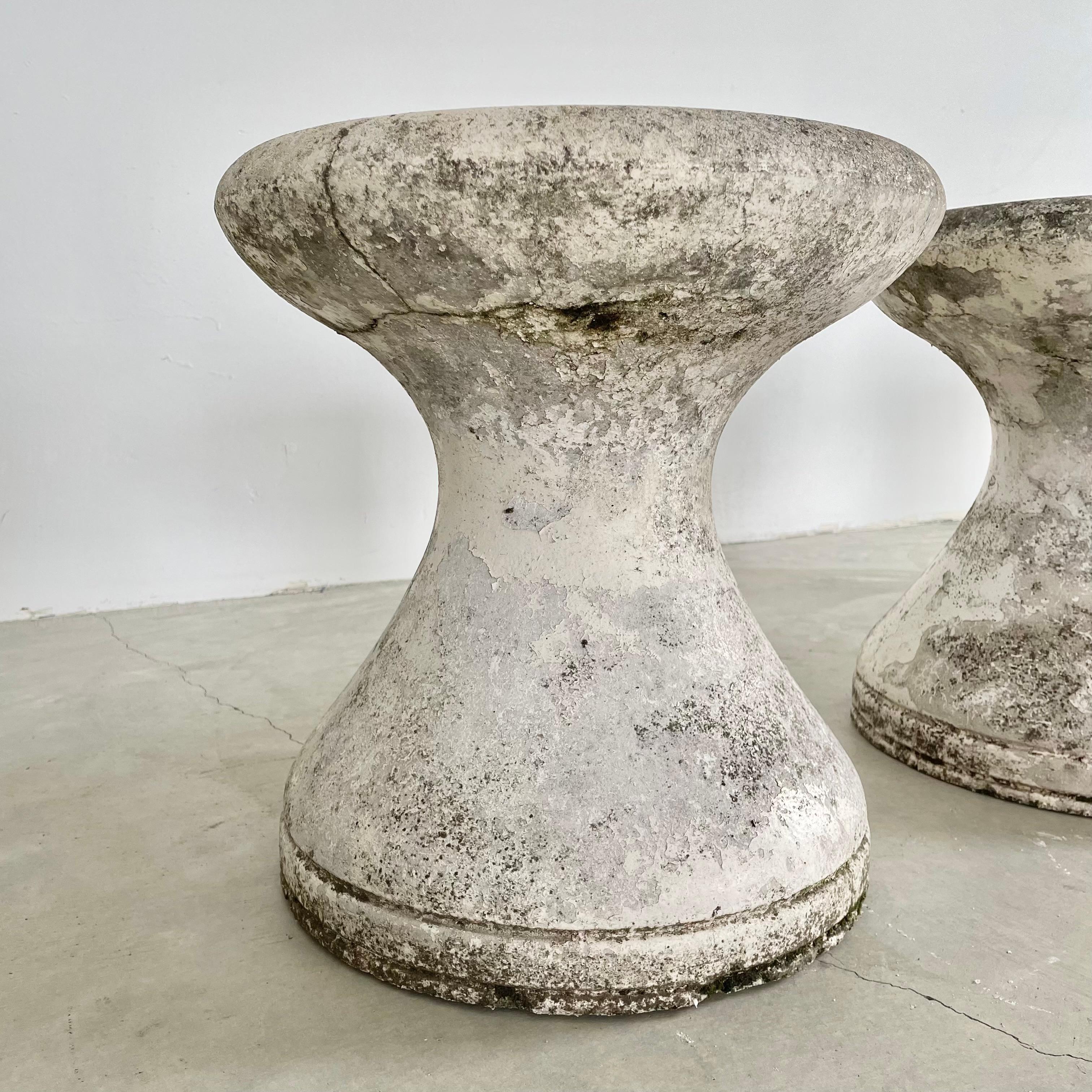 Set of 4 Concrete Stools, 1970s France For Sale 11