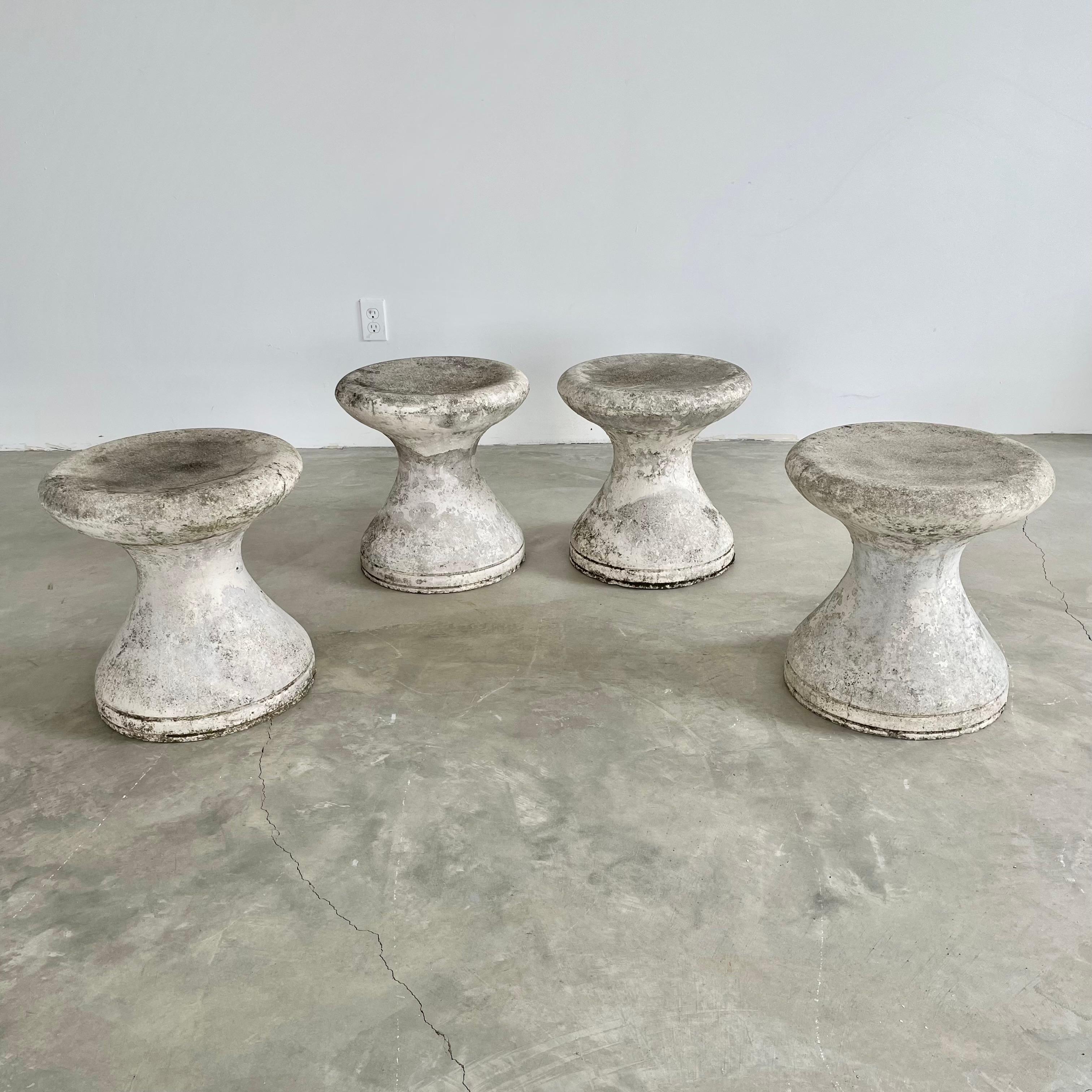 Set of 4 Concrete Stools, 1970s France For Sale 3