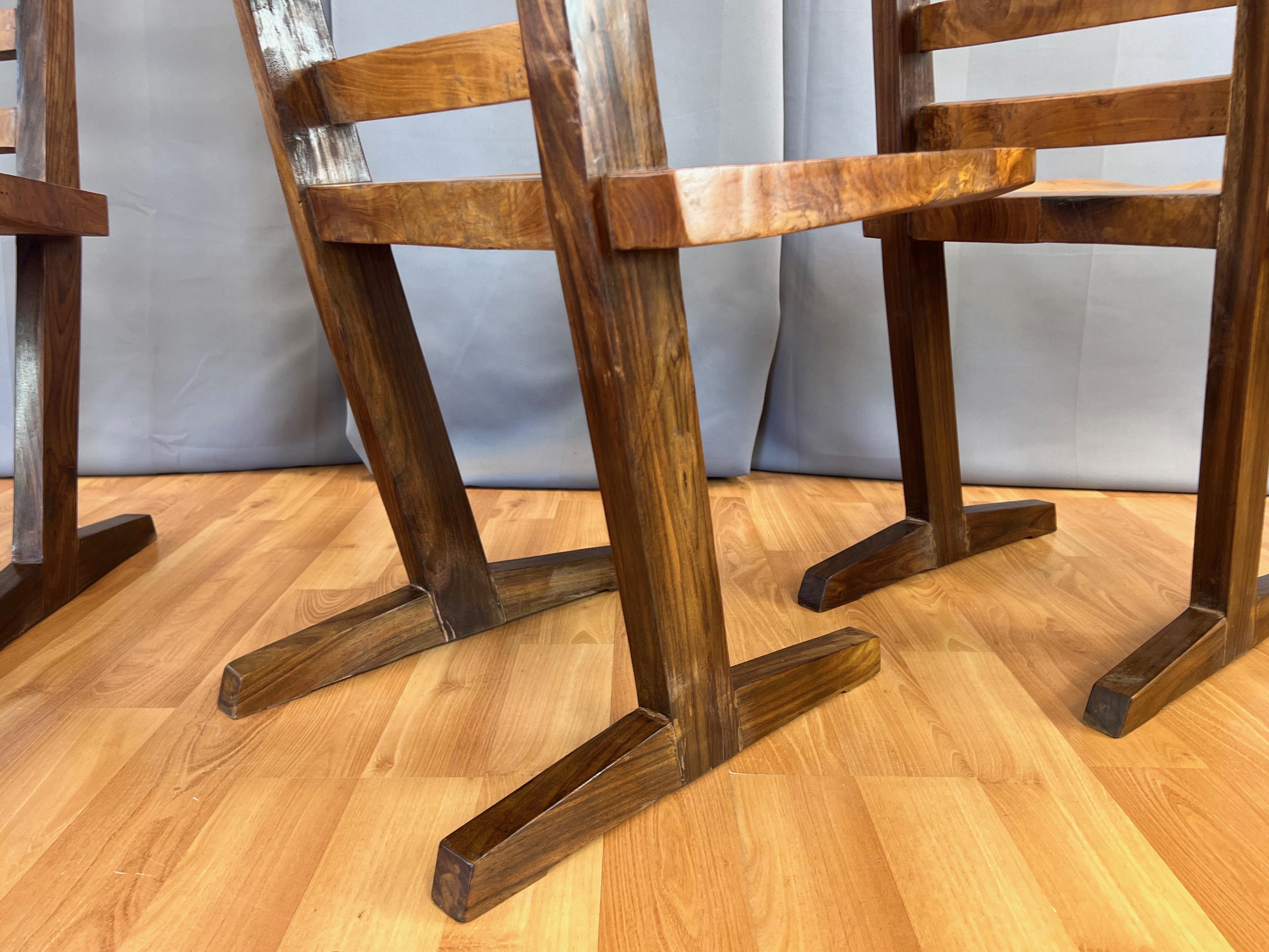 Ensemble de 4 chaises de salle à manger de style conoid en teck à la manière de Nakashima, fin des années 1960 en vente 4
