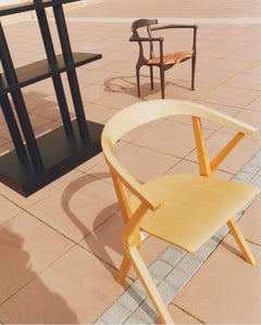 Satz von 4 zeitgenössischen klappbaren, stapelbaren Stühlen Modell "Chair B"  in natürlicher Asche 