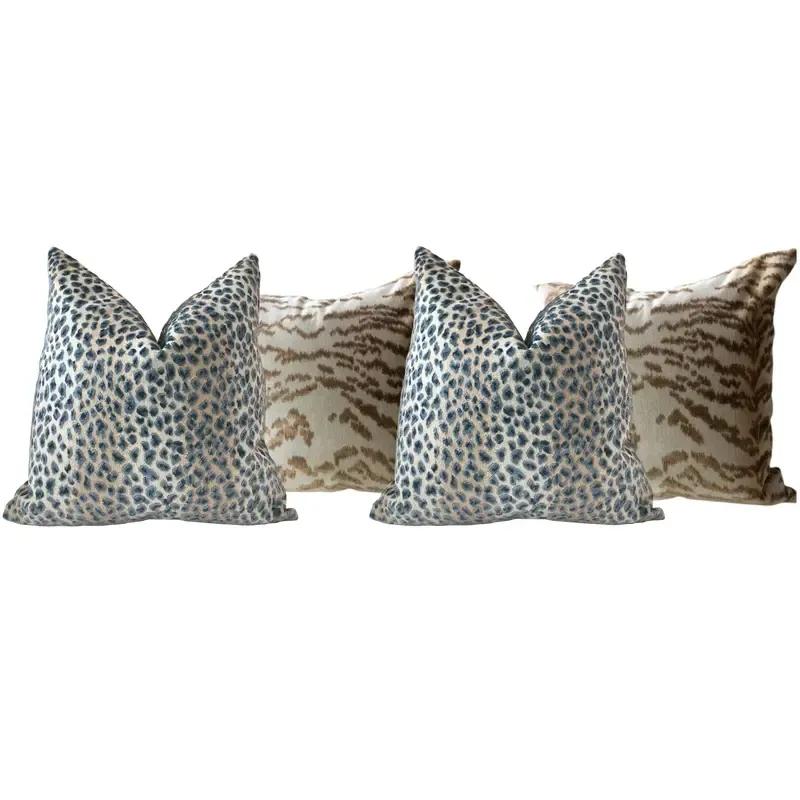 Américain Lot de 4 oreillers design à imprimé animalier Cowtan & Tout en 