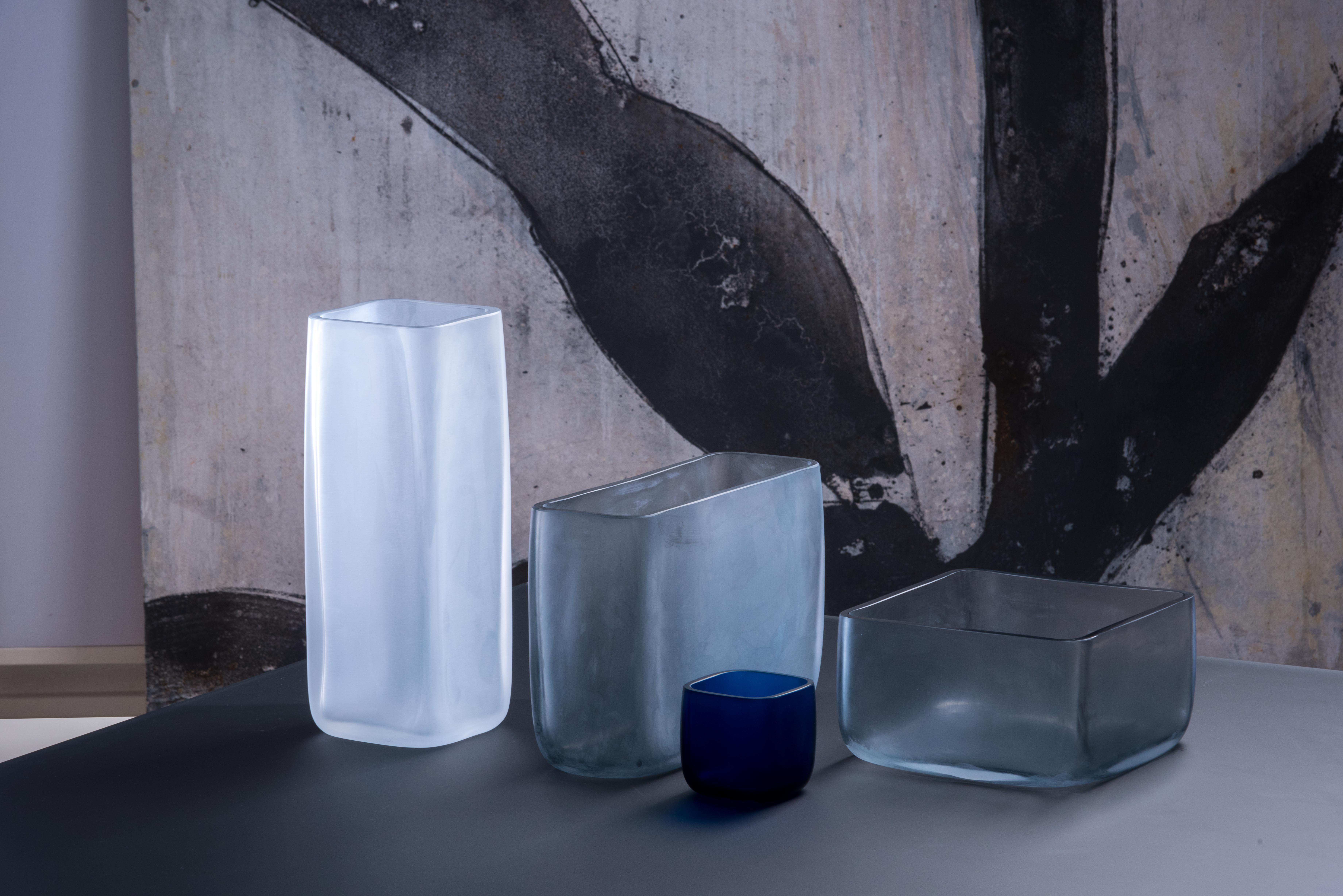 Post-Modern Set of 4 Cube Vases by Purho For Sale