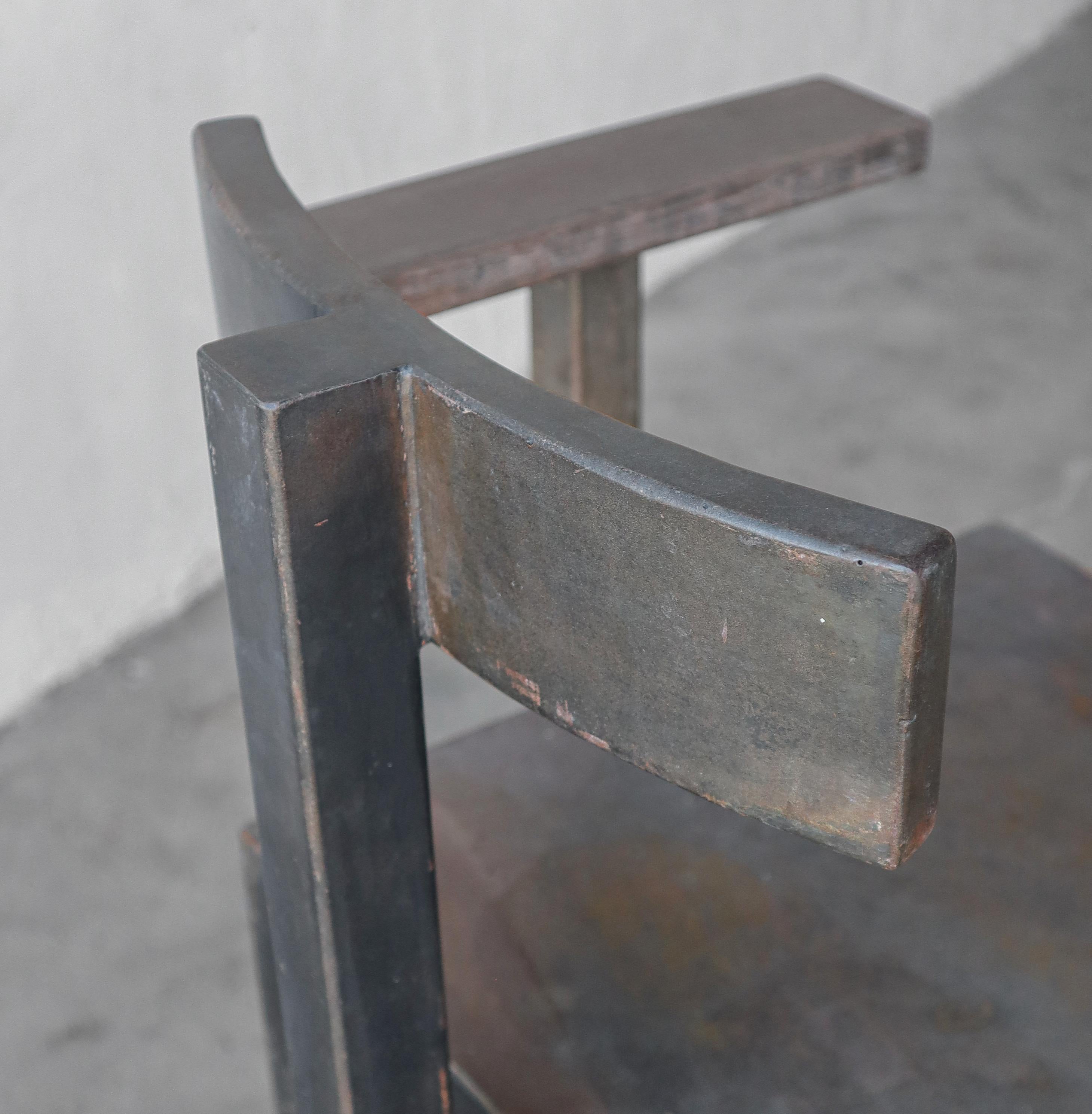 Ensemble de 4 tabourets de bar en acier industriel architectural personnalisés en vente 5