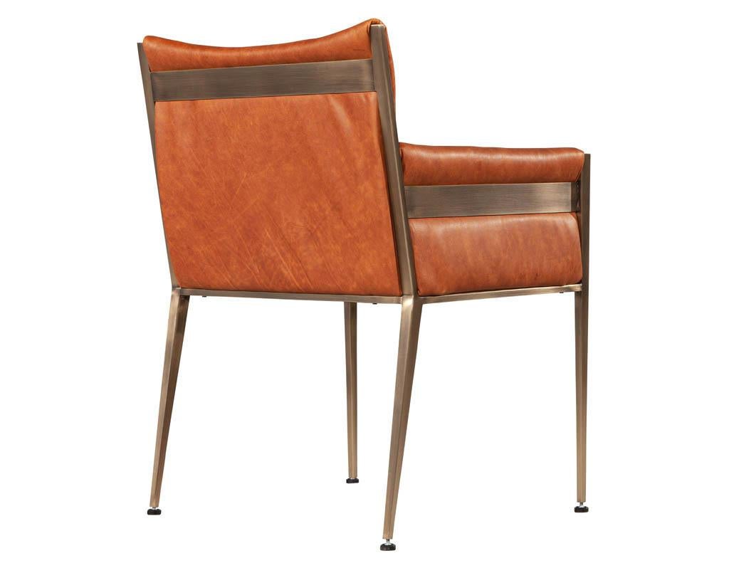 Ensemble de 4 chaises de salle à manger modernes sur mesure en cuir cognac en vente 10