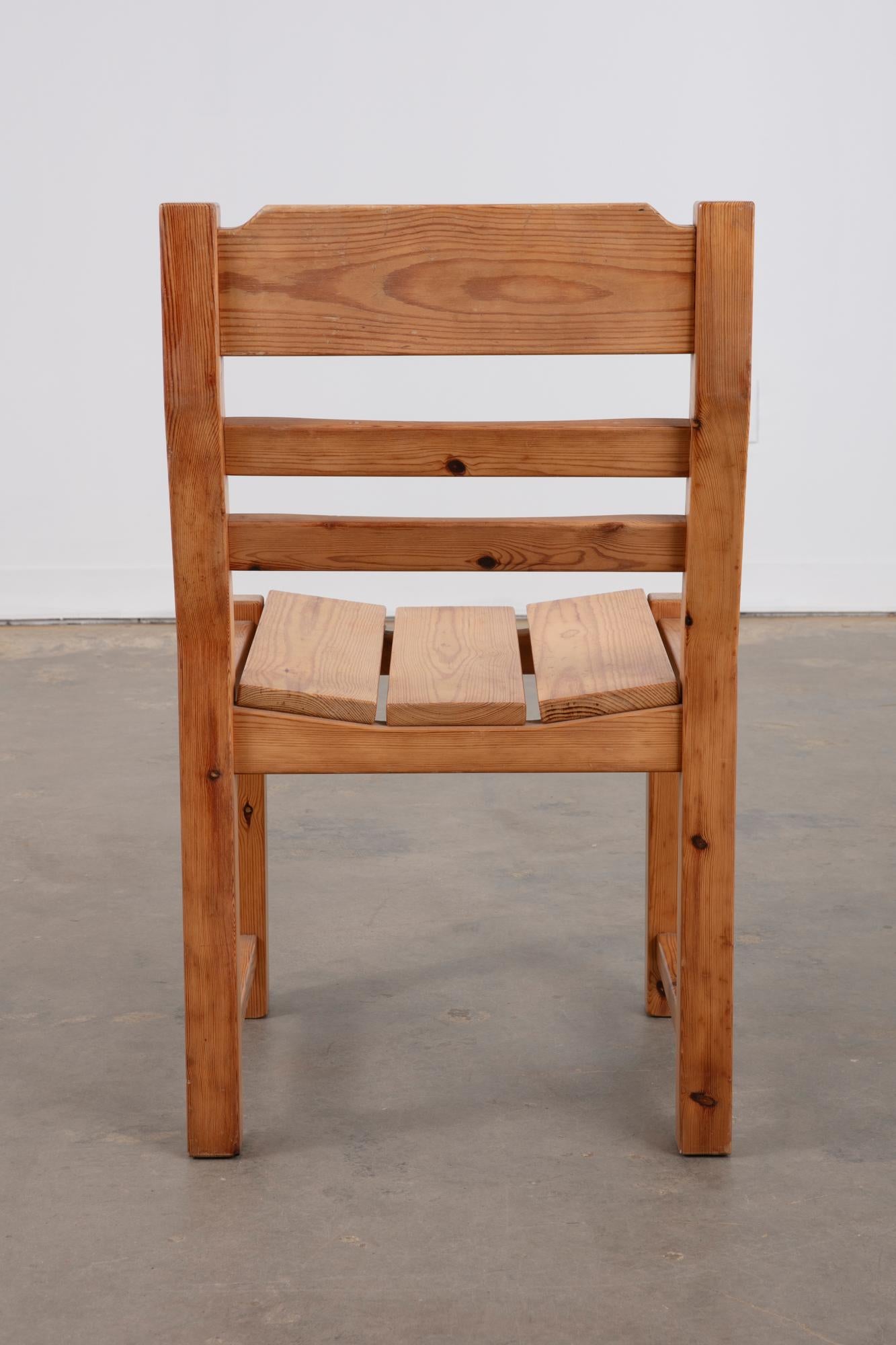 Set of 4 Danish Brutalist Pine Dining Chairs en vente 7