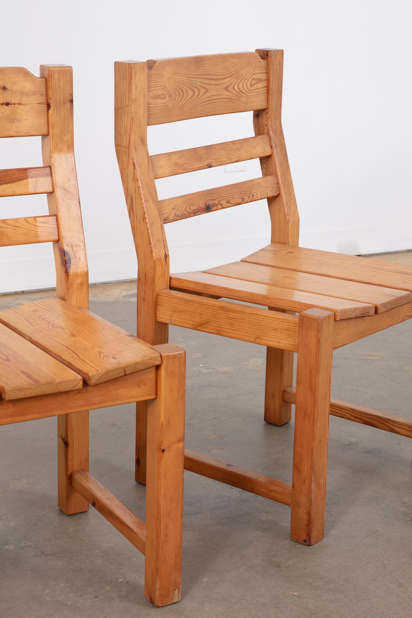 Set of 4 Danish Brutalist Pine Dining Chairs en vente 3