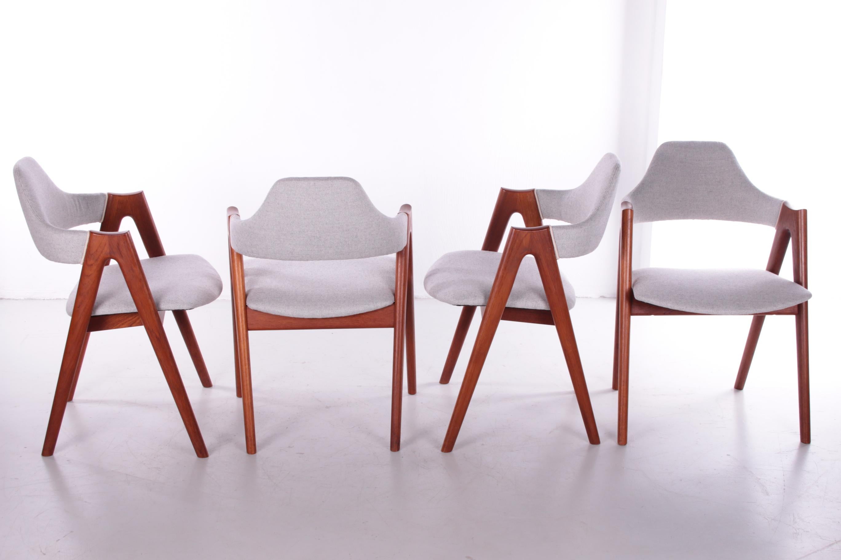 Fabric Set of 4 Danish Design Dining Table Chairs Model Compas Kai Kristiansen 
