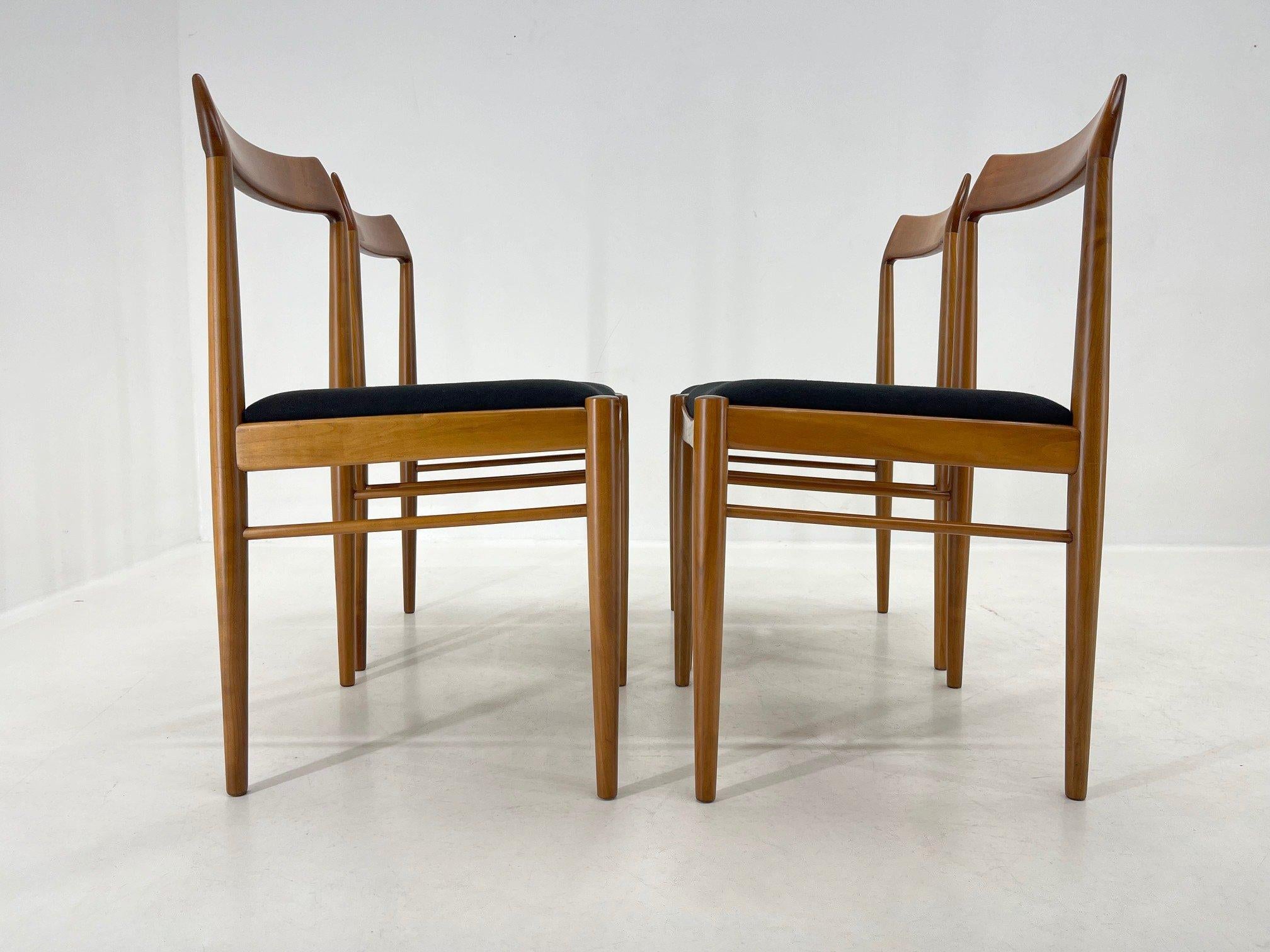 Ensemble de 4 chaises de salle à manger danoises, années 1960 en vente 2