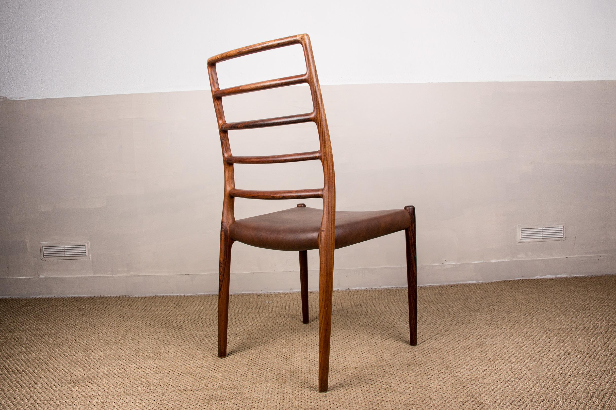Set of 4 Danish Dining Chairs in Rosewood Model 82 by Niels Otto Moller 4