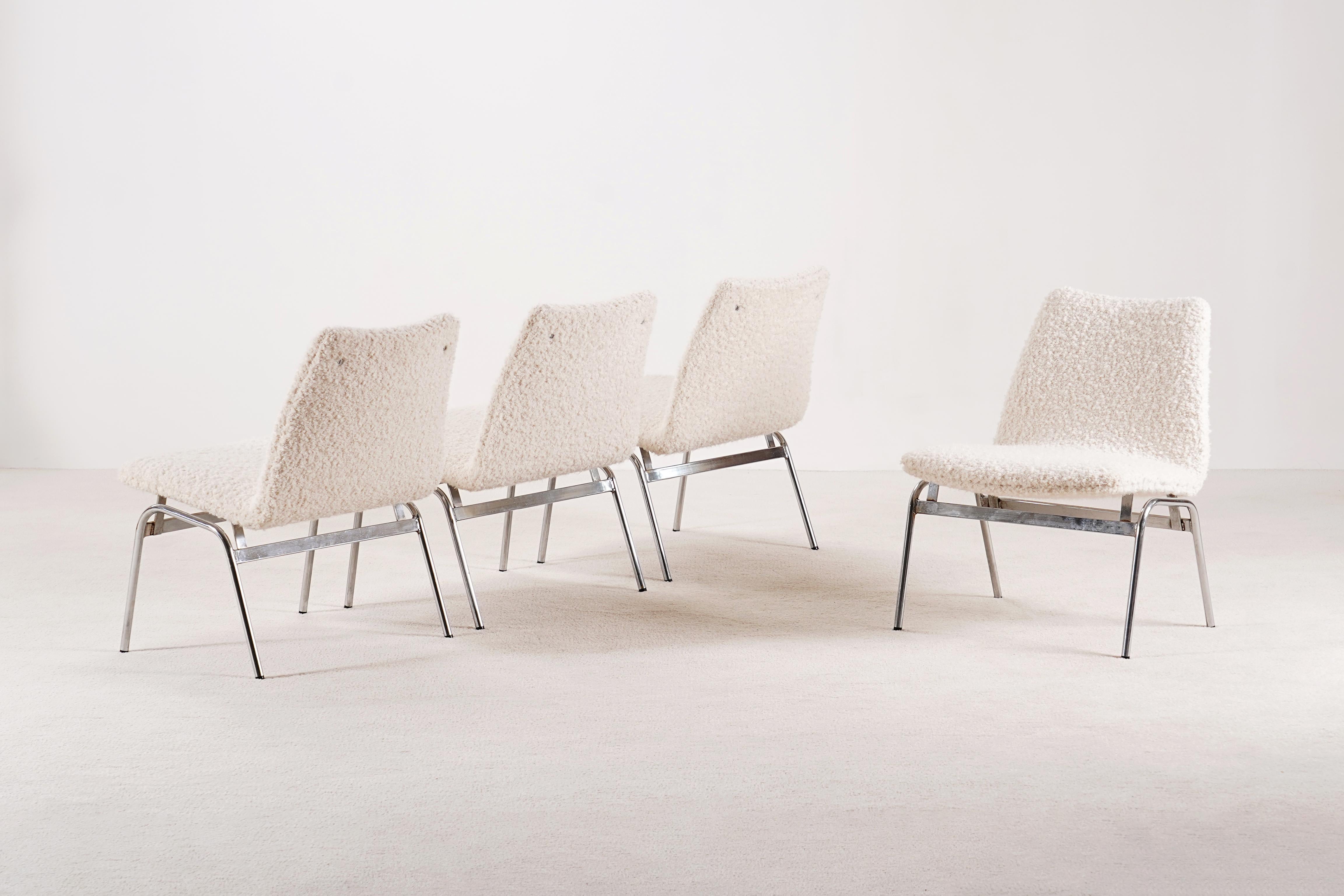 Set of 4 Danish Easy Chairs, Bouclé fabrics, 1970 In Good Condition For Sale In Paris, FR