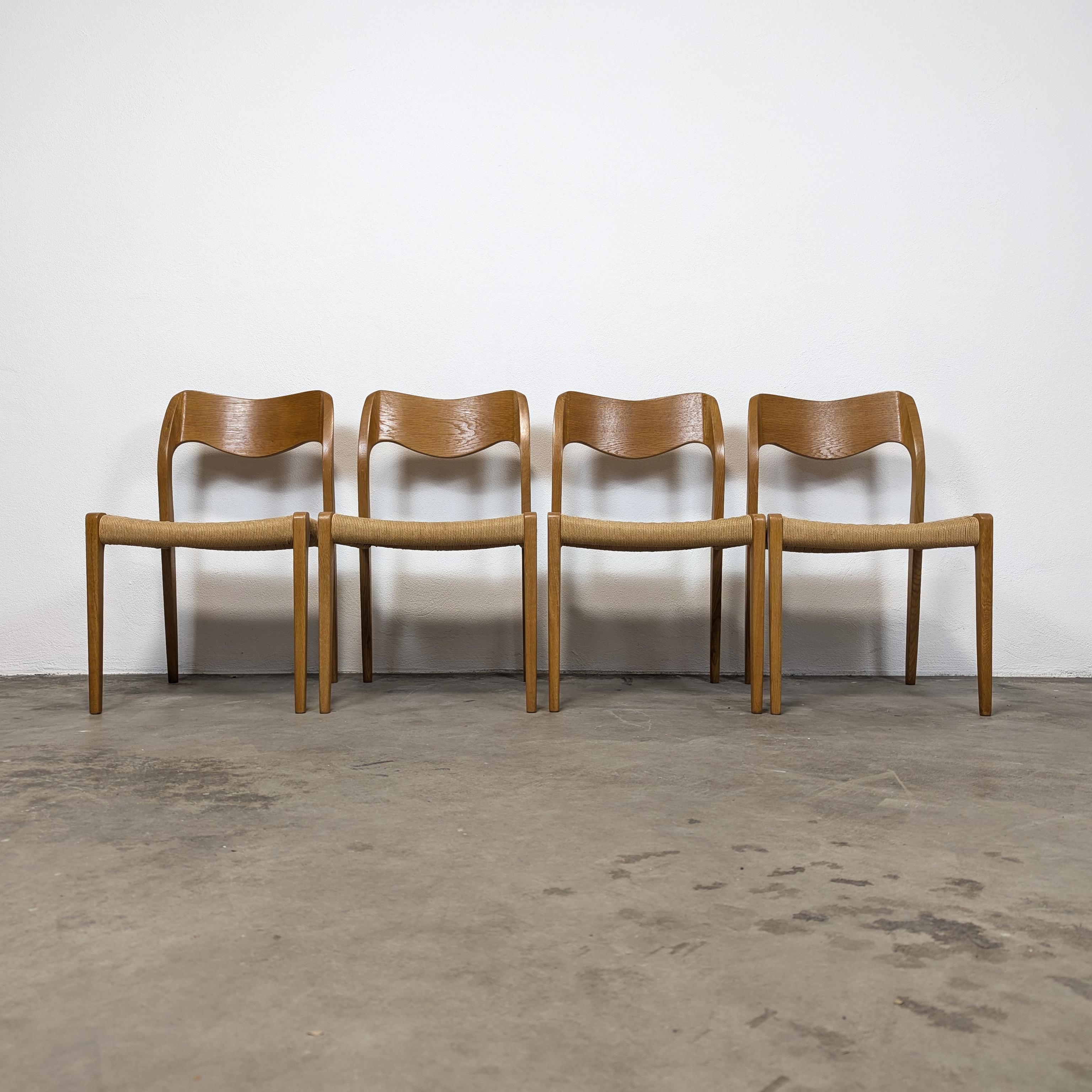 Set di 4 sedie danesi del metà secolo di Niels Moller per J.L. Mollers, anni '60 circa in vendita 5