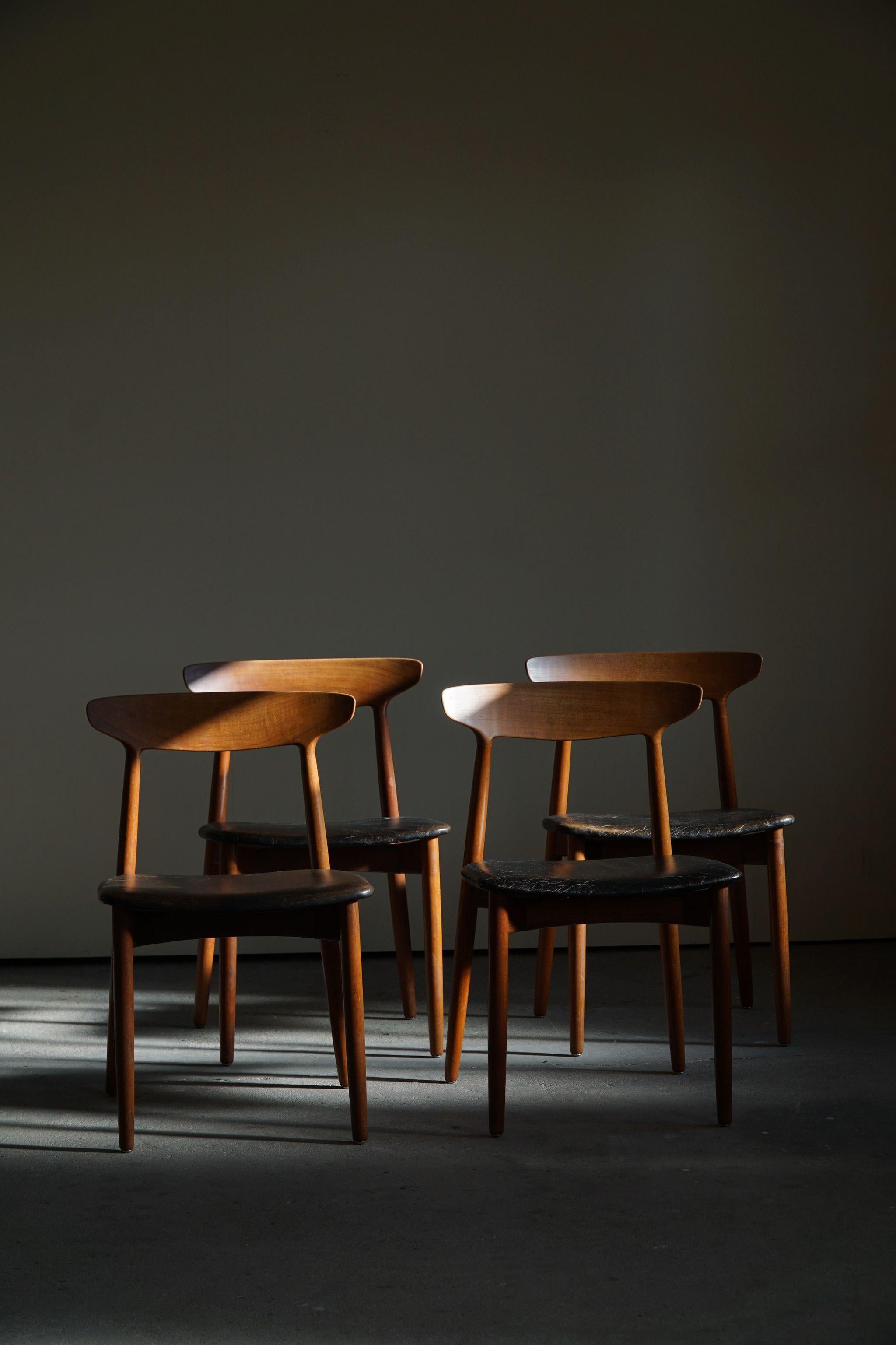 Set of 4 Danish Mid Century Dining Chairs by Harry Østergaard in Teak, Model 59 7