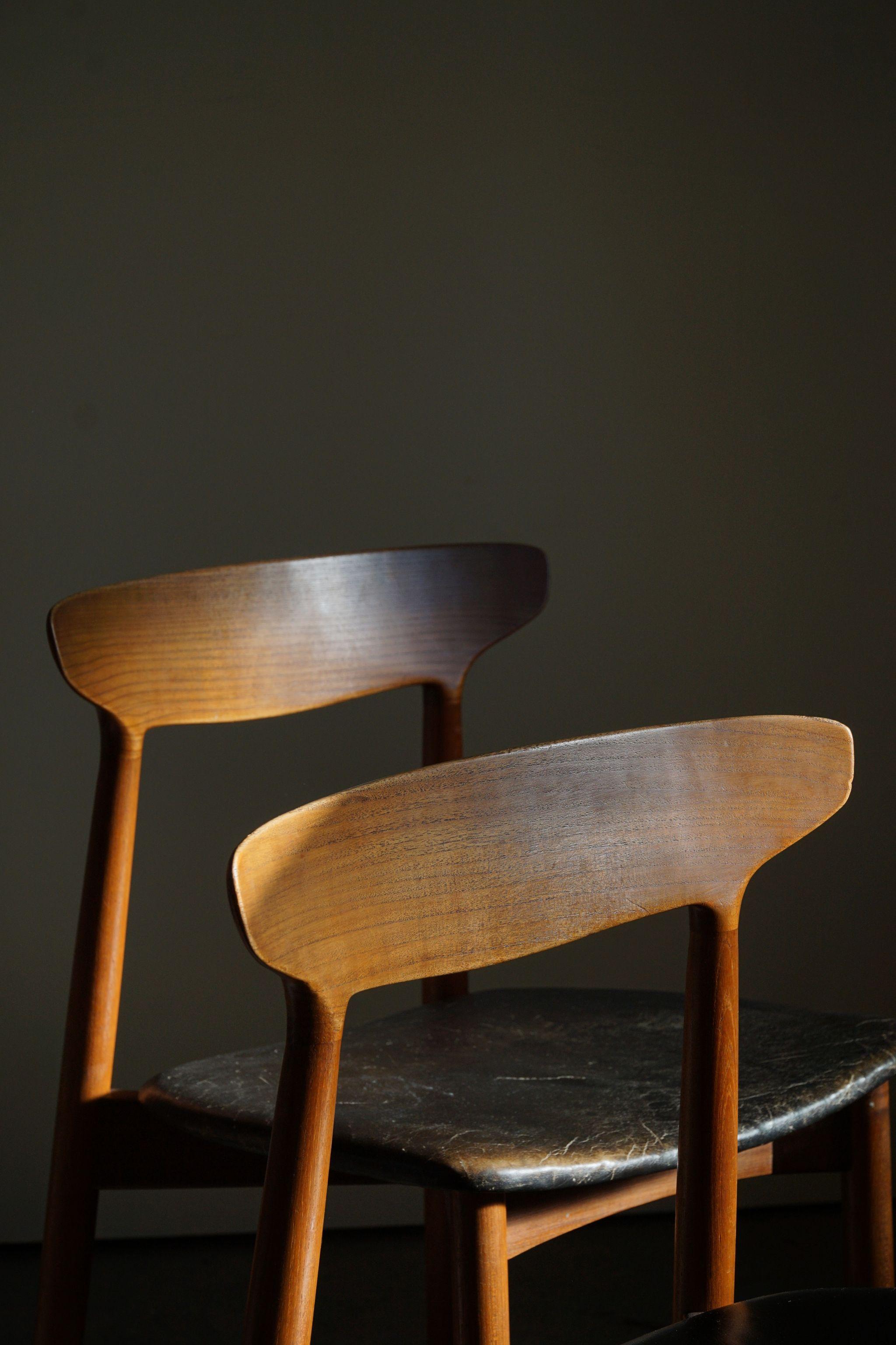 Set of 4 Danish Mid Century Dining Chairs by Harry Østergaard in Teak, Model 59 9