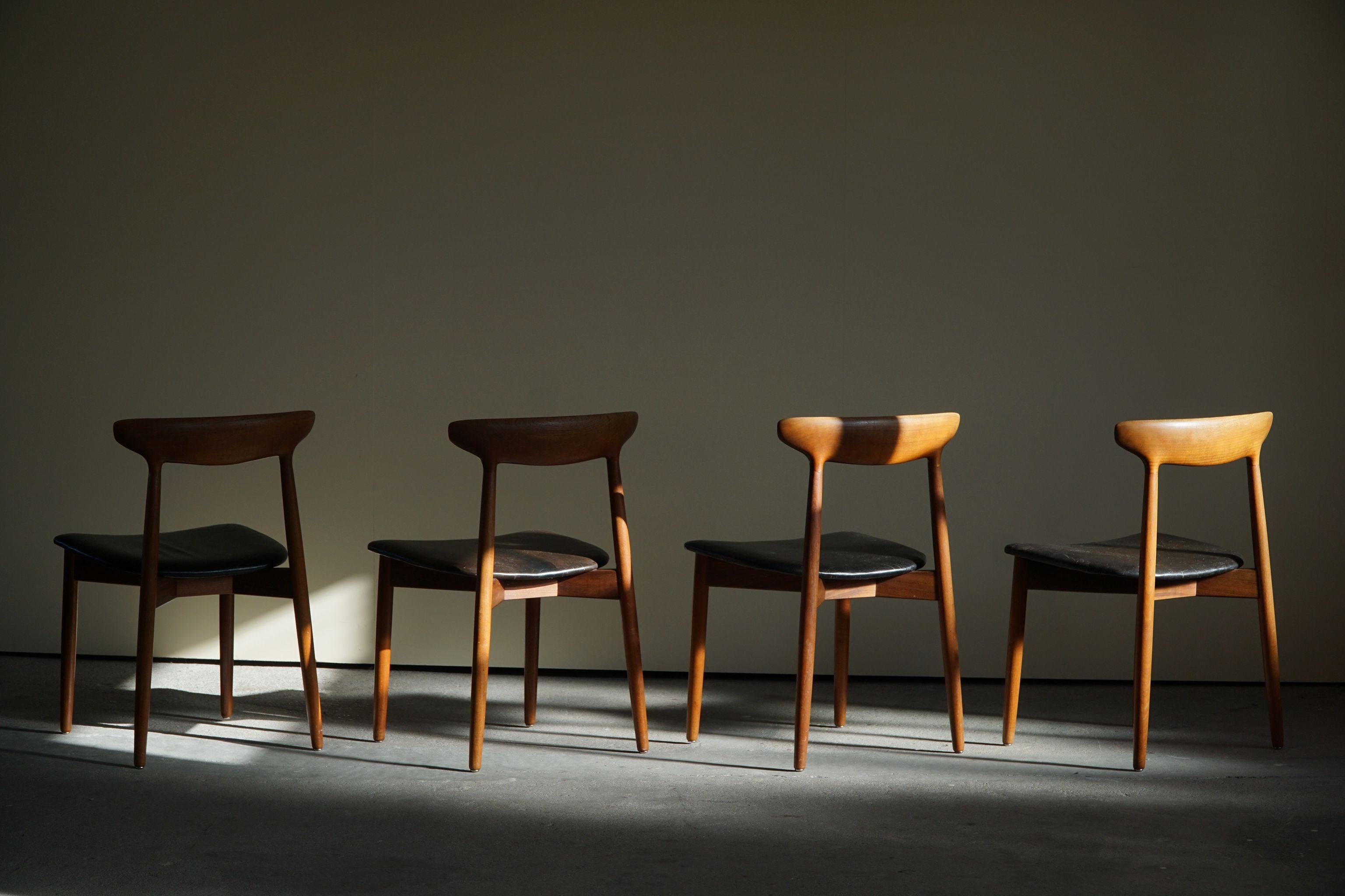 Set of 4 Danish Mid Century Dining Chairs by Harry Østergaard in Teak, Model 59 3