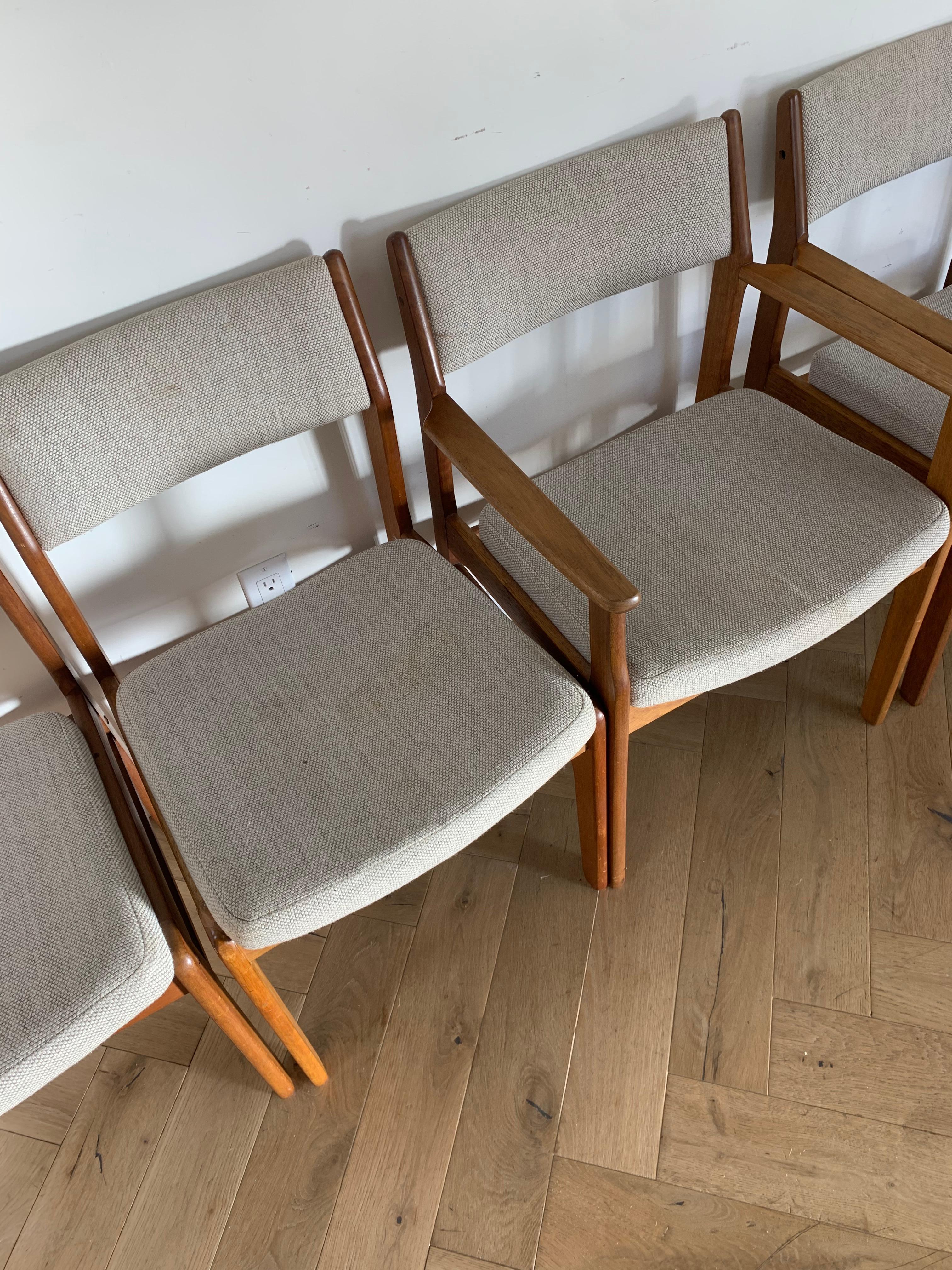 Set of 4 Danish Mid-Century Modern Bouclé and Teak Chairs, 1960s 9