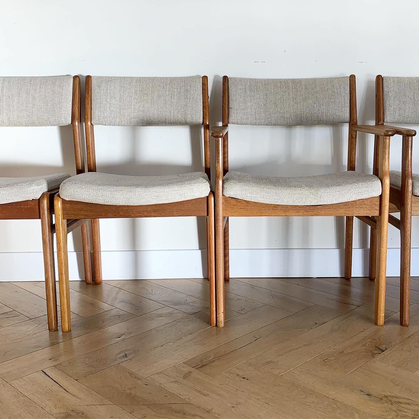 Set of 4 Danish Mid-Century Modern Bouclé and Teak Chairs, 1960s 4