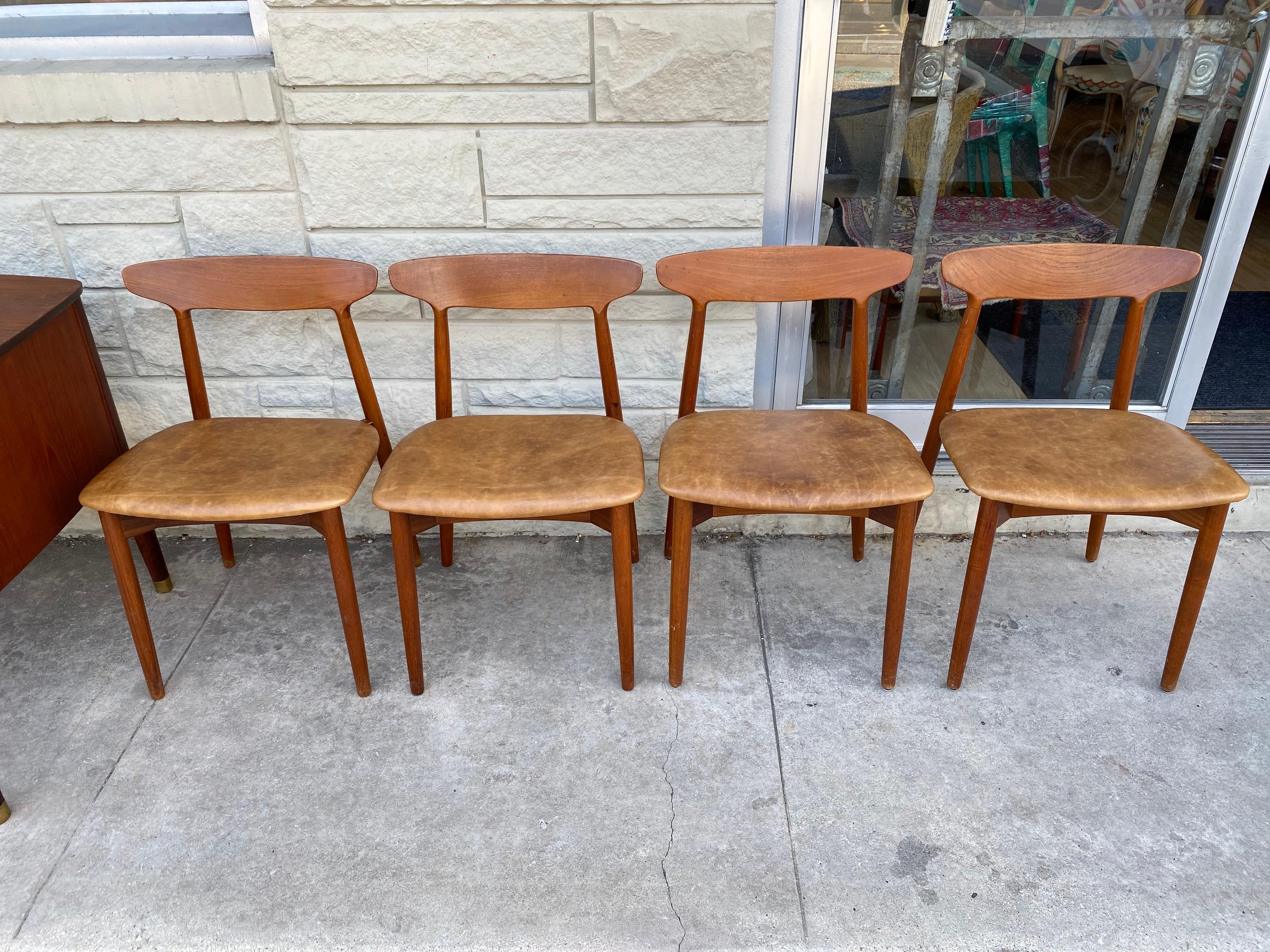 Set of 4 Danish Modern Dining Chairs by Harry Østergaard 4