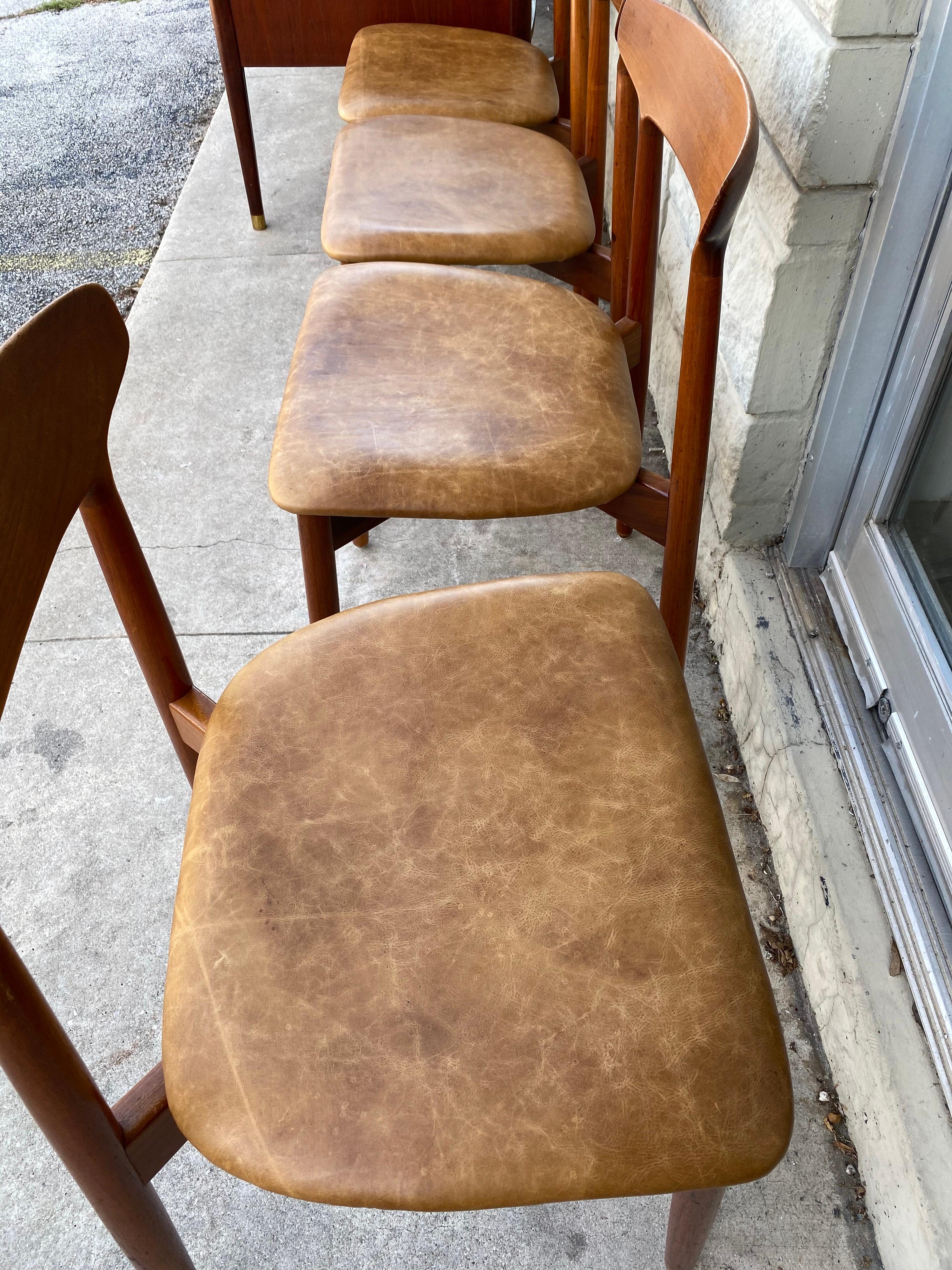 Set of 4 Danish Modern Dining Chairs by Harry Østergaard In Good Condition In San Antonio, TX