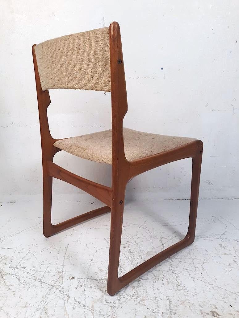 Mid-Century Modern Benny Linden Set of 4 Danish Teak Sled Leg Chairs For Sale