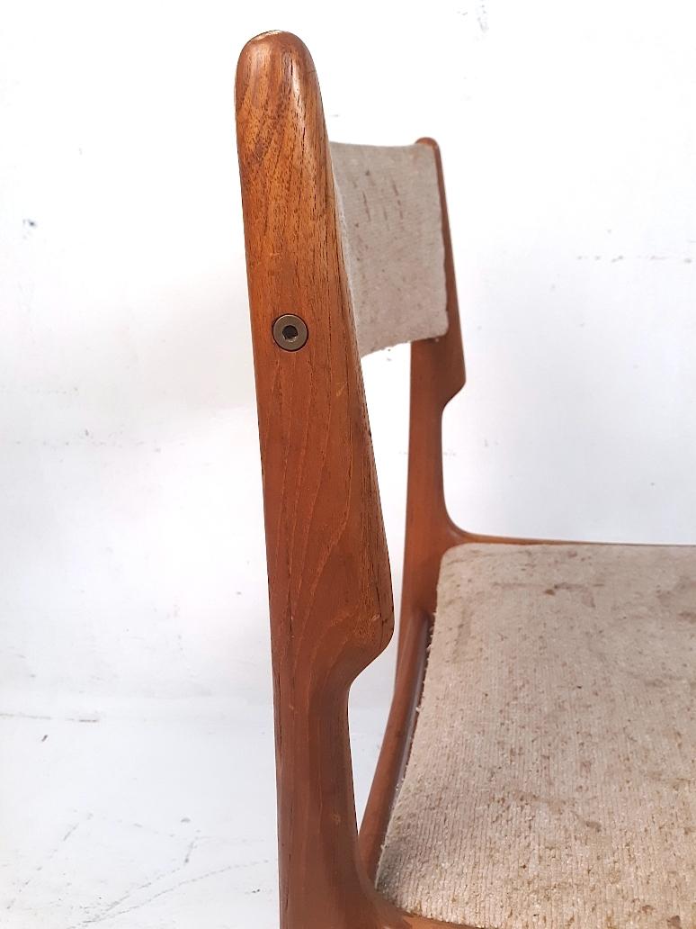 20ième siècle Ensemble de 4 chaises danoises à pieds latéraux en teck Benny Linden en vente