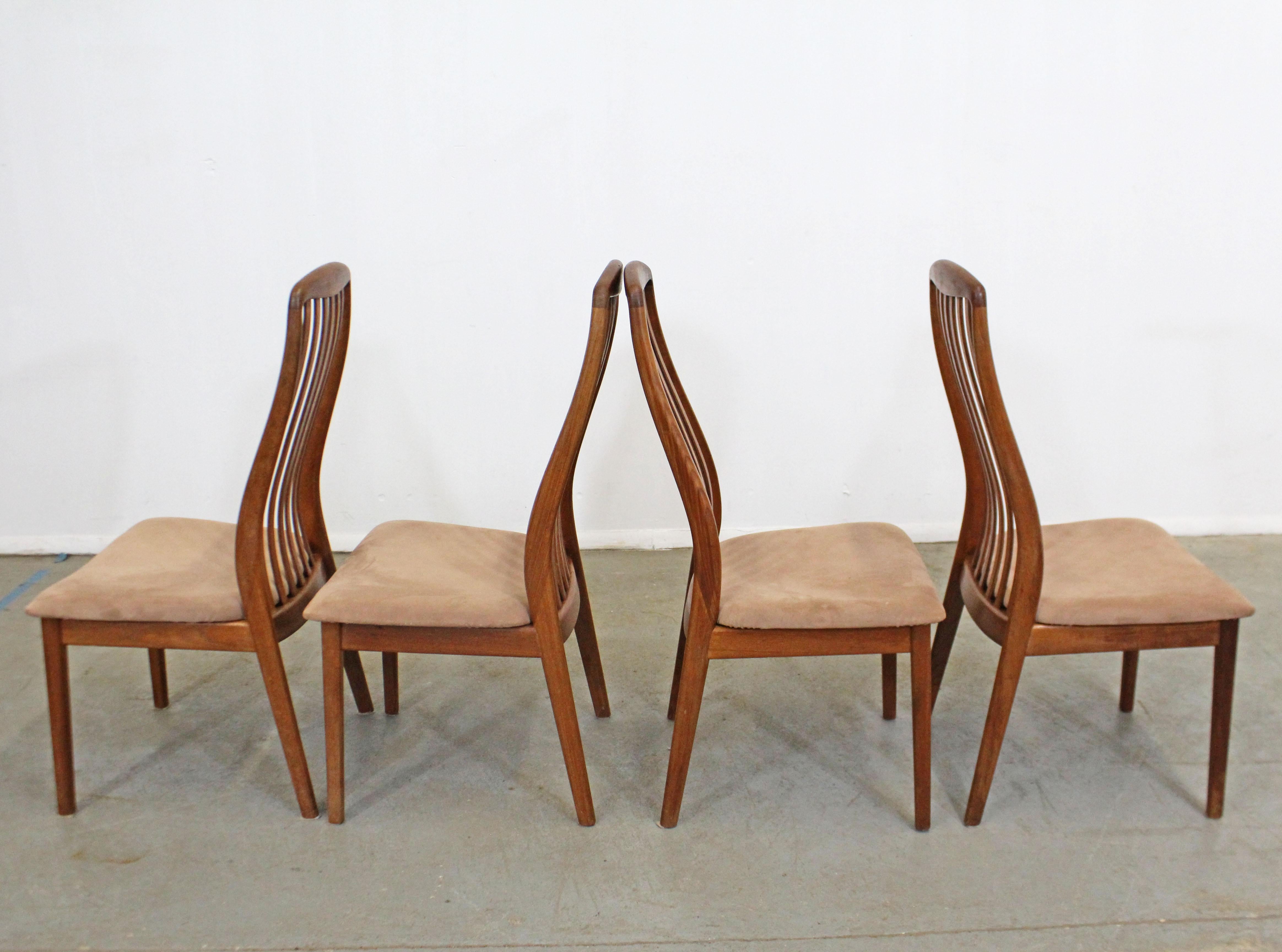 Set of 4 Danish Modern Schou Andersen Teak Dining Chairs In Good Condition In Wilmington, DE