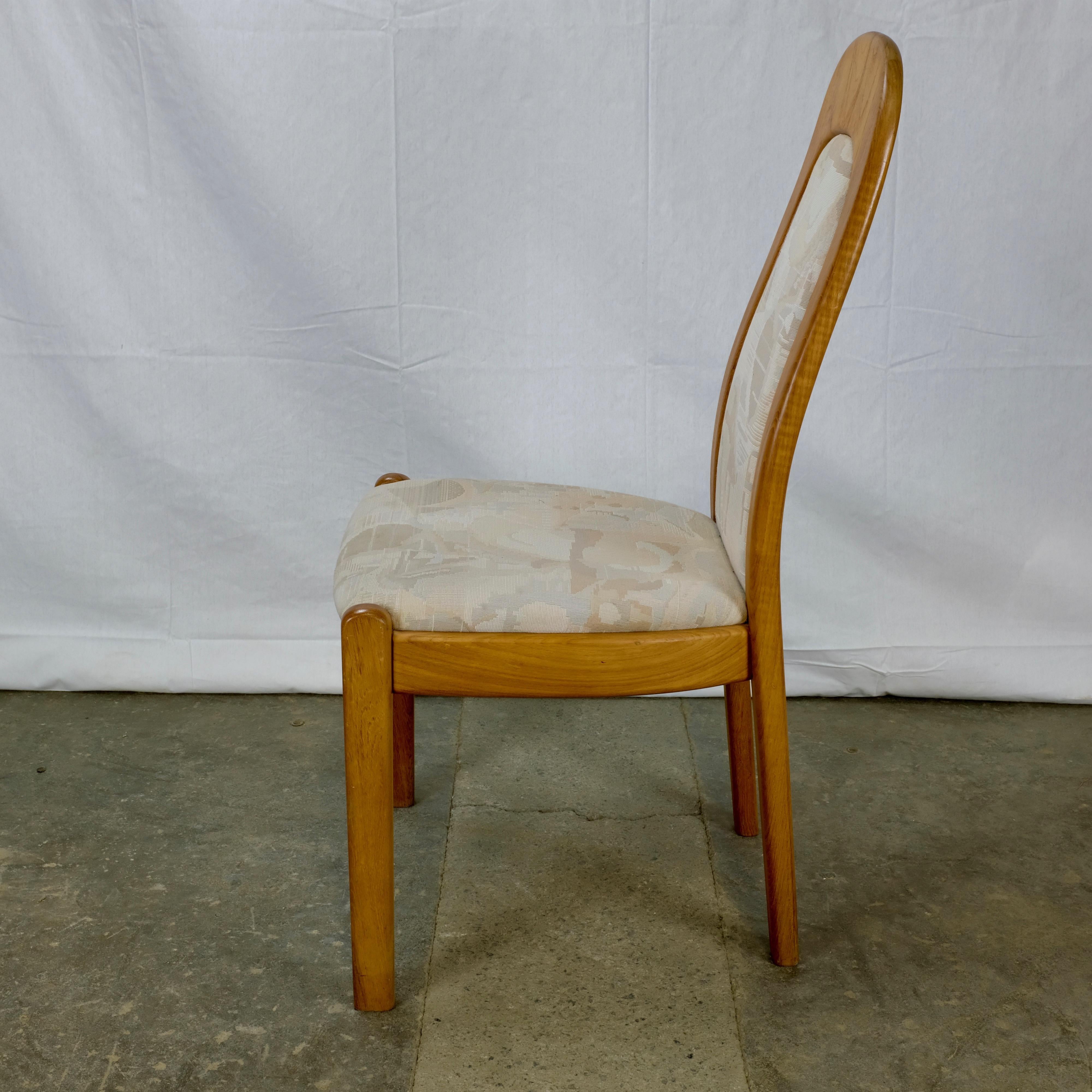 Scandinavian Modern Set of 4 Danish Modern Teak Dining Chairs by Holstebro Møbelfabrik For Sale