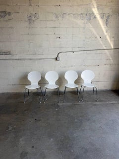 Set of 4 Danish Modern White Stacking Dining Chairs Mid Century Chrome Chairs