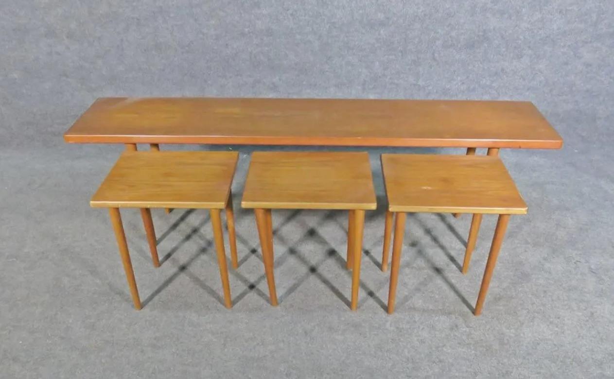 Mid-Century Modern Set of 4 Danish Nesting Tables For Sale
