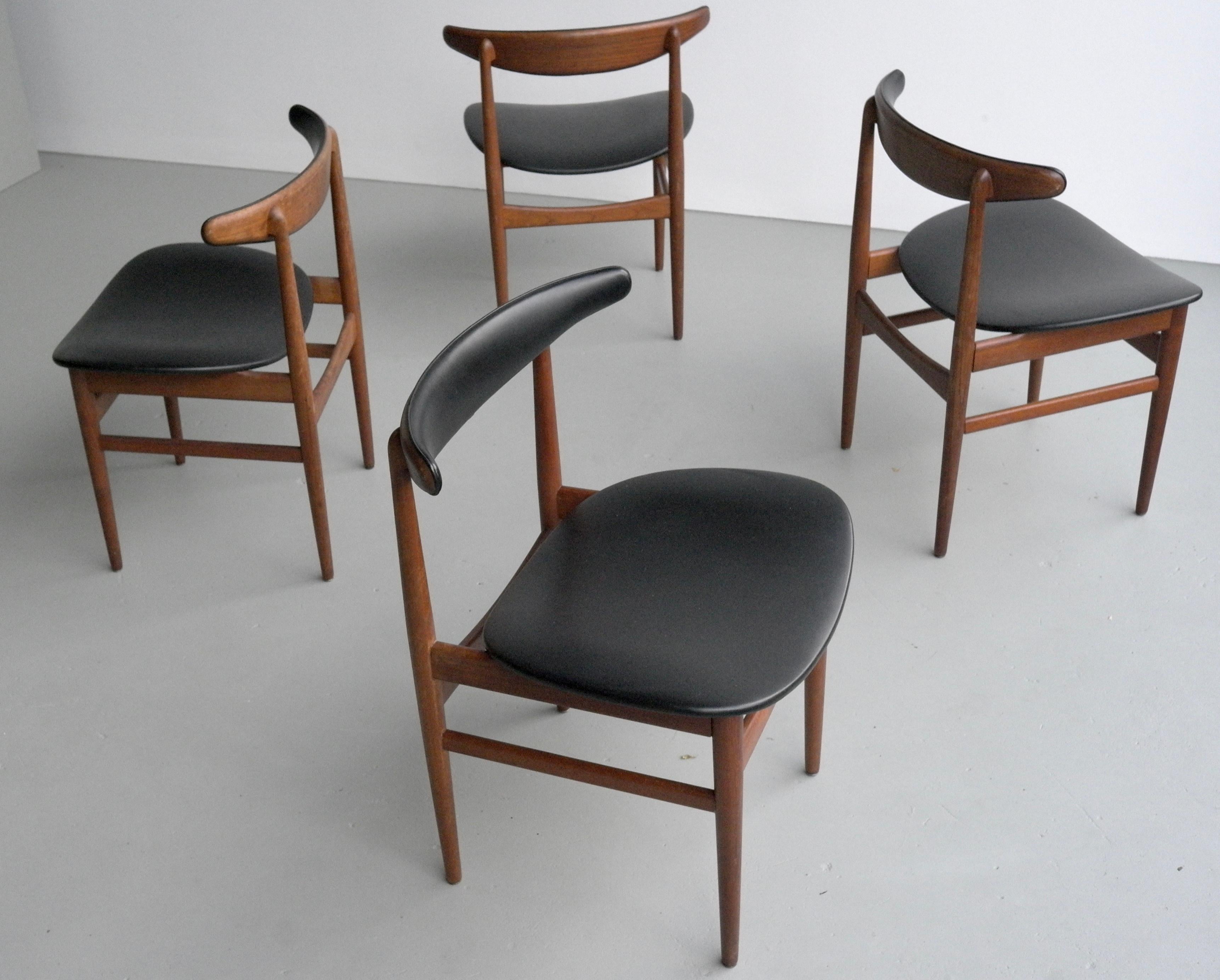 Mid-Century Modern Set of 4 Danish Organic Curved chairs by V.S. Denmark, 1960s