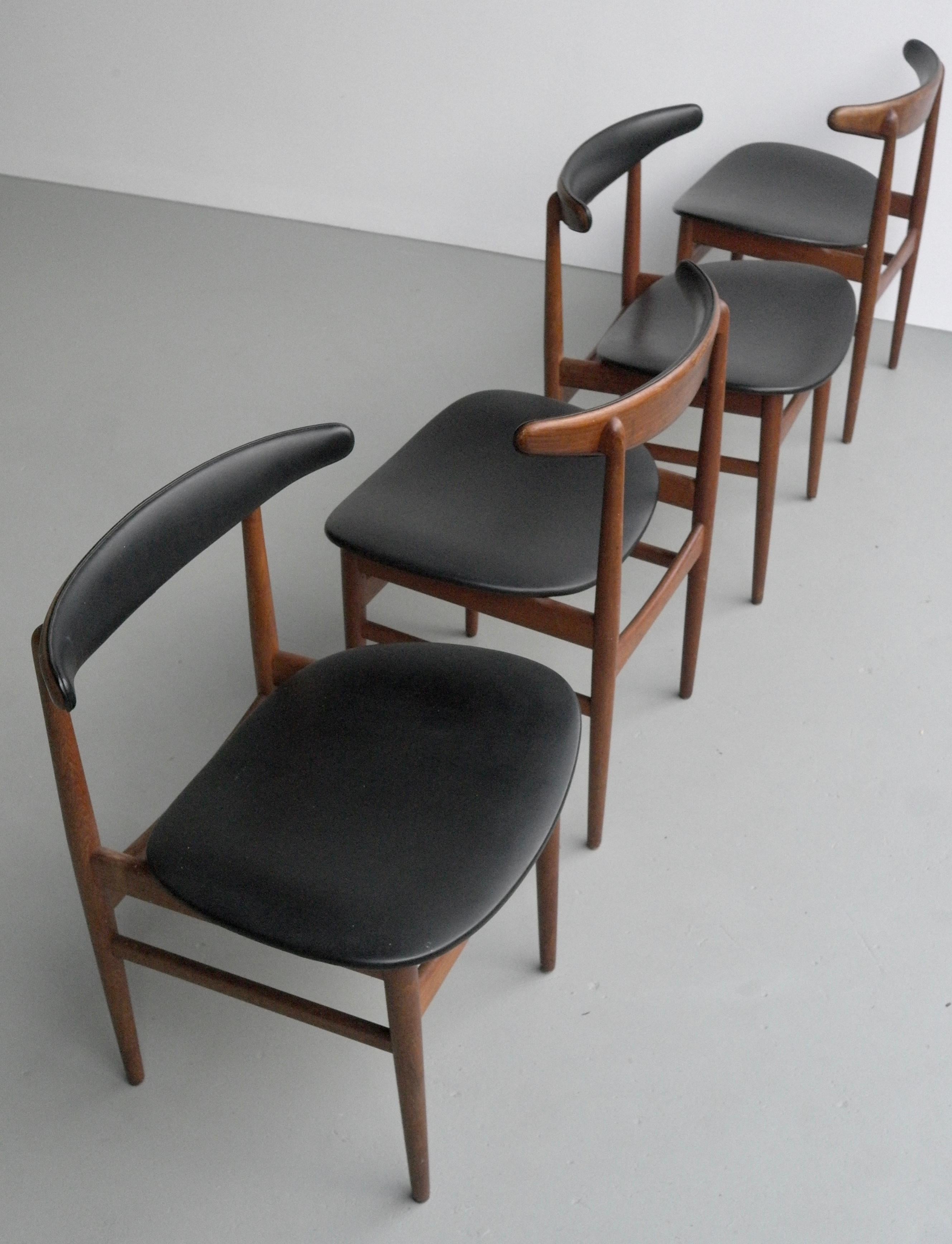 Mid-20th Century Set of 4 Danish Organic Curved chairs by V.S. Denmark, 1960s