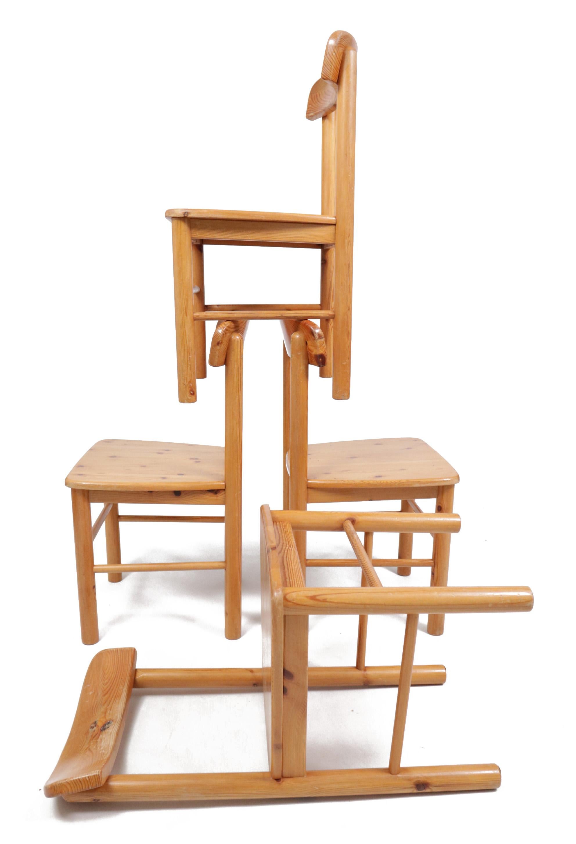 Ensemble de 4 chaises danoises en pin de style Rainer Daumiller, vers 1975 en vente 7