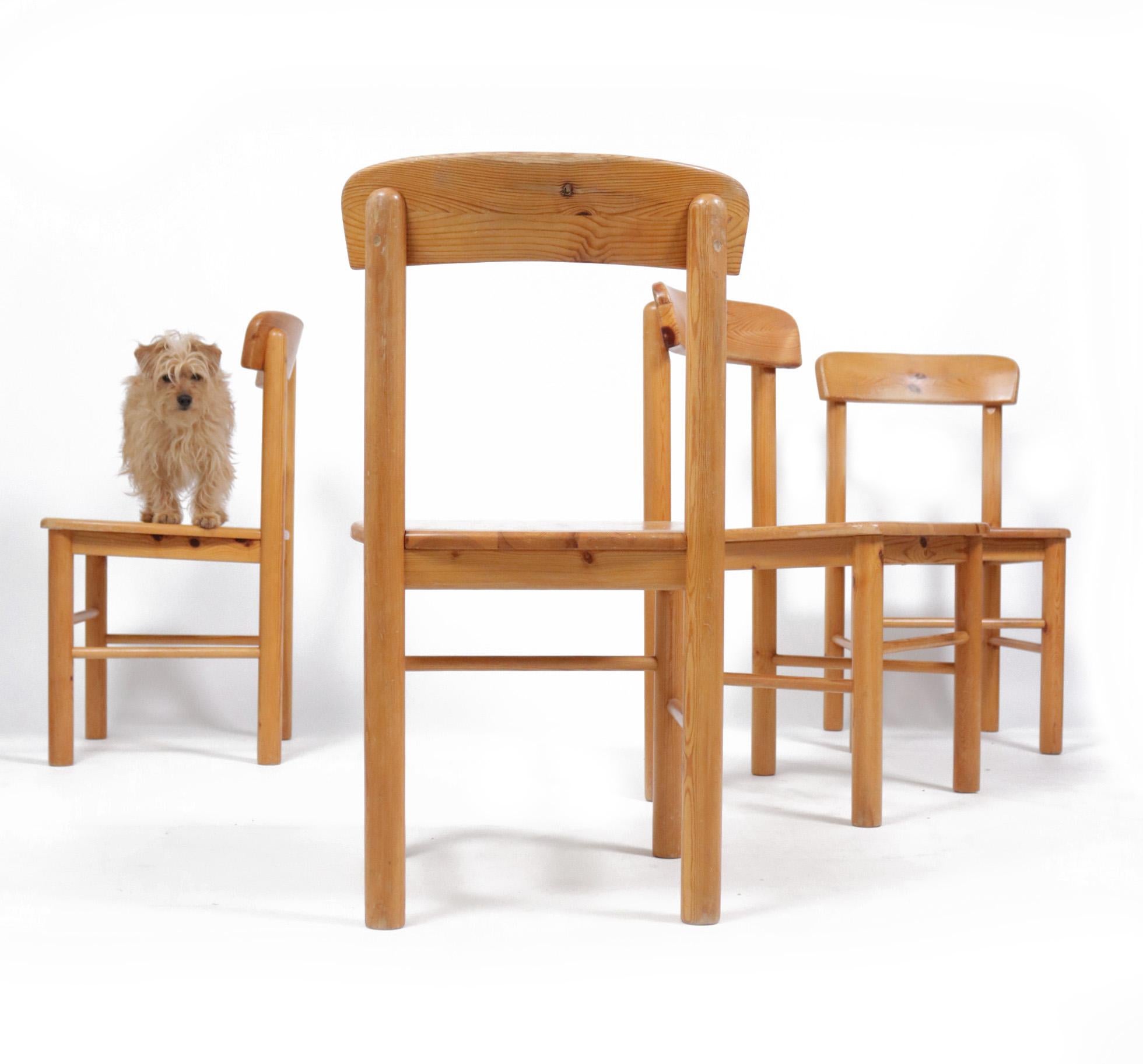Set of 4 Danish Rainer Daumiller Style Pine Chairs C 1975 For Sale 3