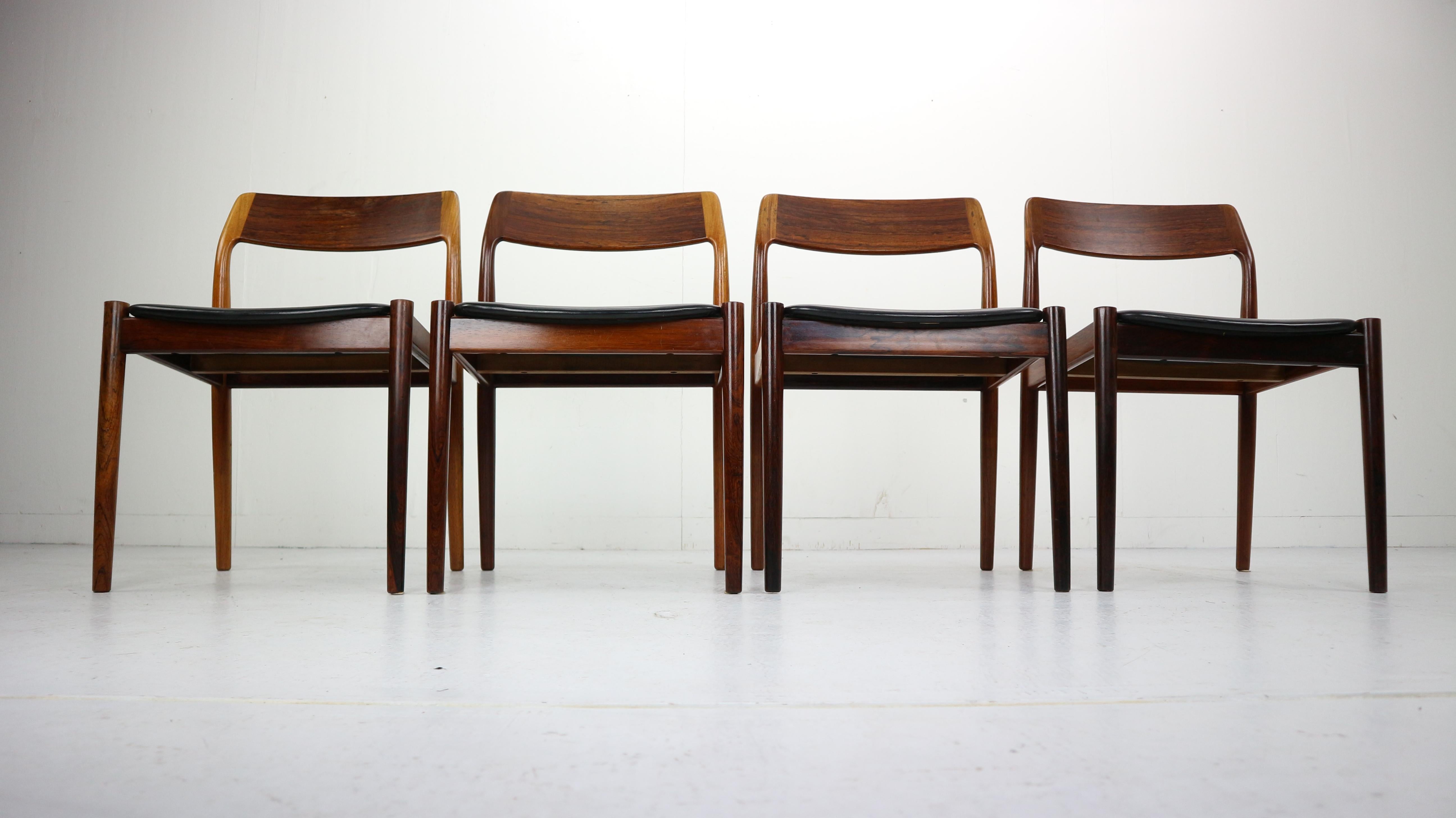 Set of 4 Danish Rosewood and Black Vinyl Chairs by Niels Otto Møller, 1960s In Good Condition In The Hague, NL